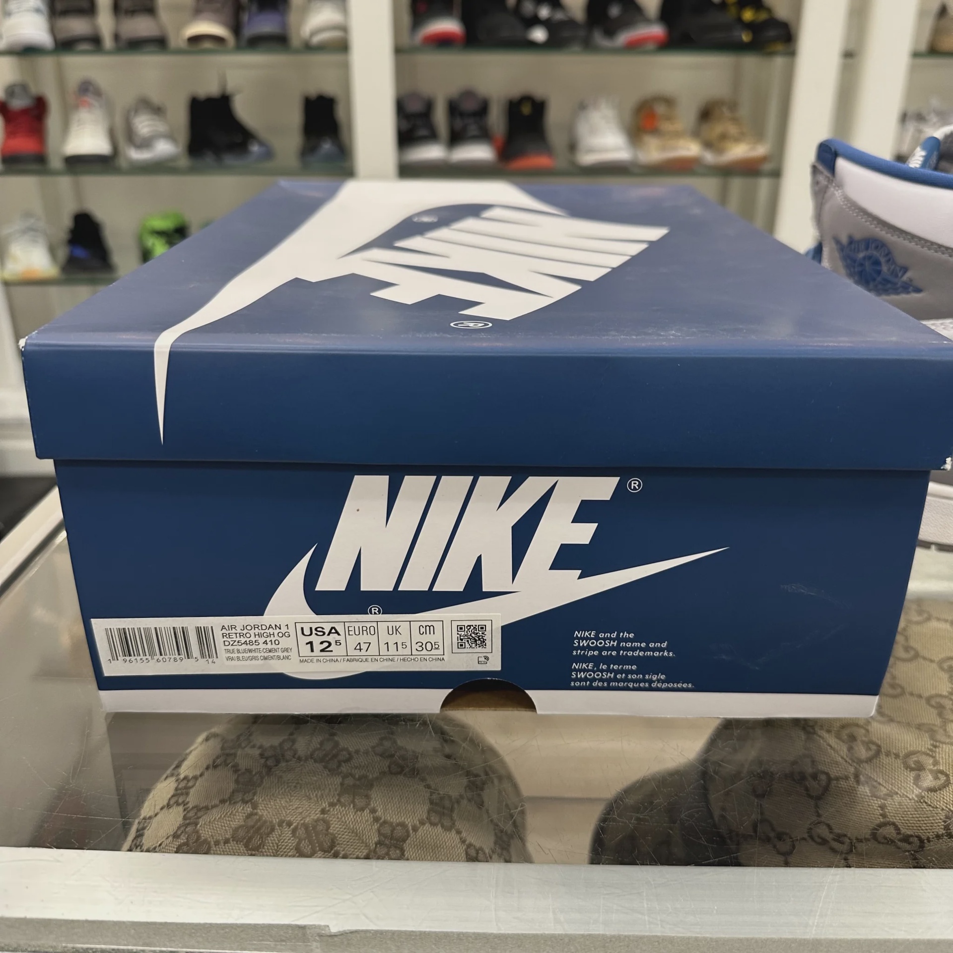 Air Jordan 1 Retro High Original True Blue • Pre-Owned [8012] - photo 2