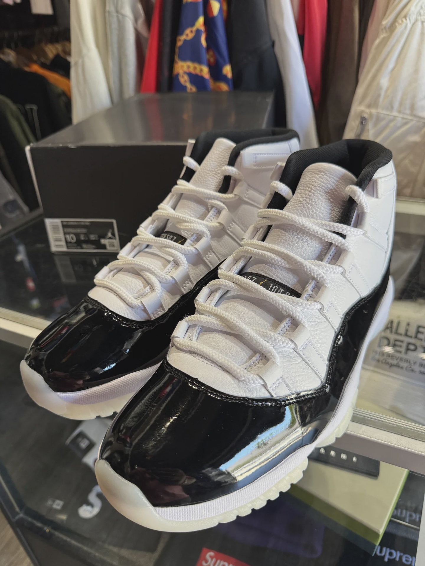 Air Jordan 11 Retro DMP Gratitude (2023) • Pre-Owned [6621] - photo 2