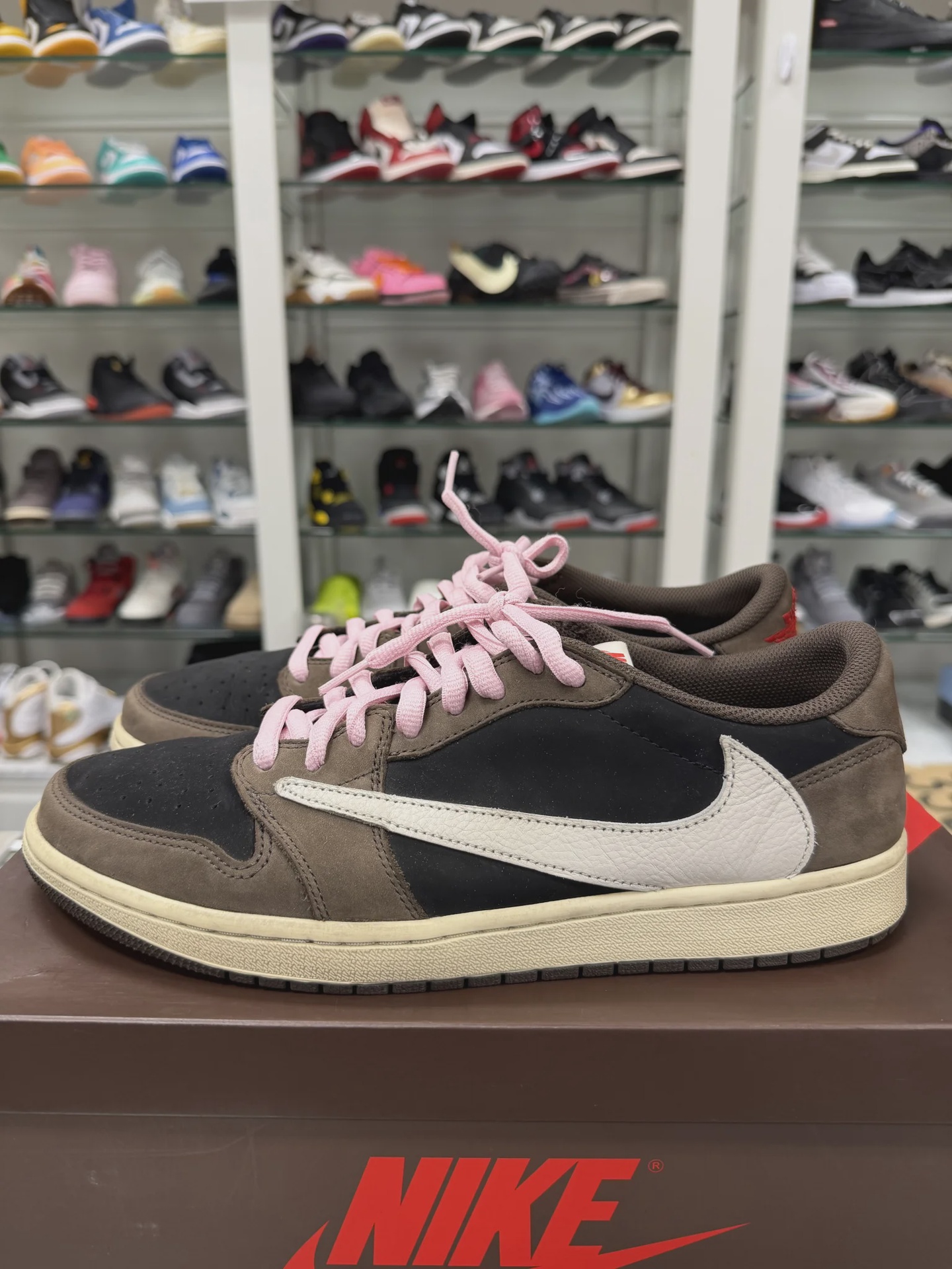 Air Jordan 1 Retro Low Original SP Travis Scott Mocha • Pre-Owned [3368] - photo 2