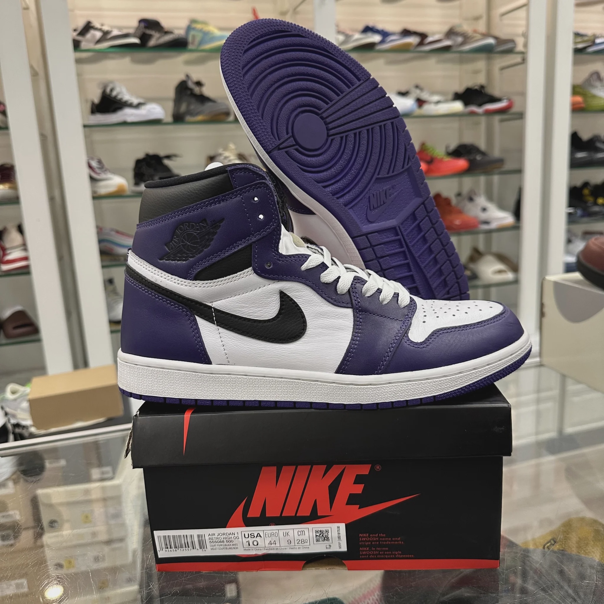Air Jordan 1 Retro High Court Purple White • Pre-Owned [9357] - photo 1