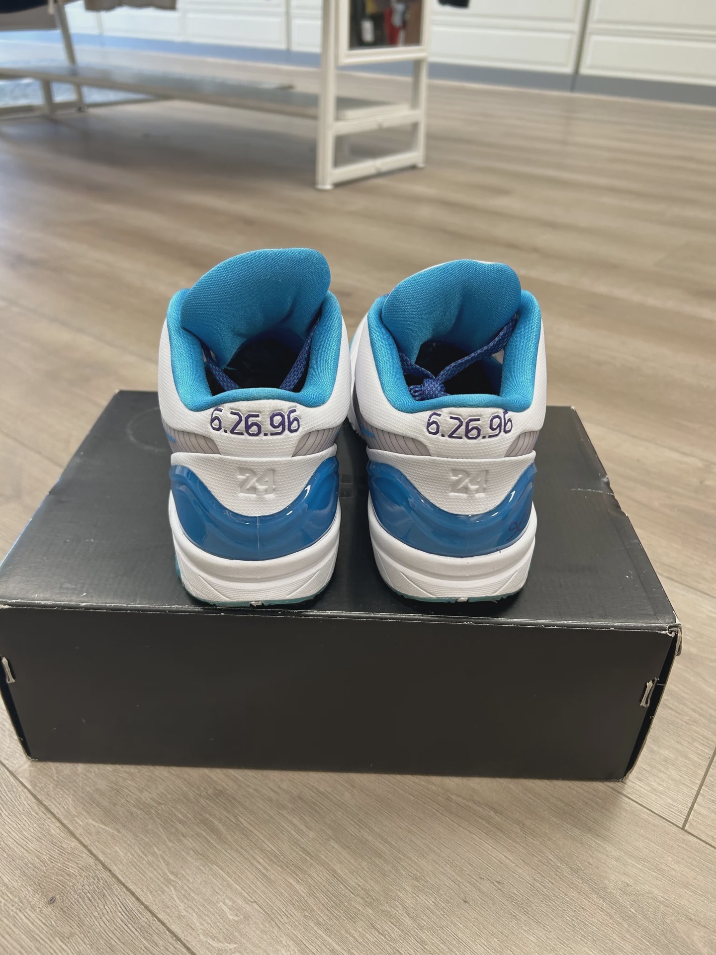 Nike Kobe 4 Protro Draft Day Hornets • Pre-Owned [0620] - photo 4
