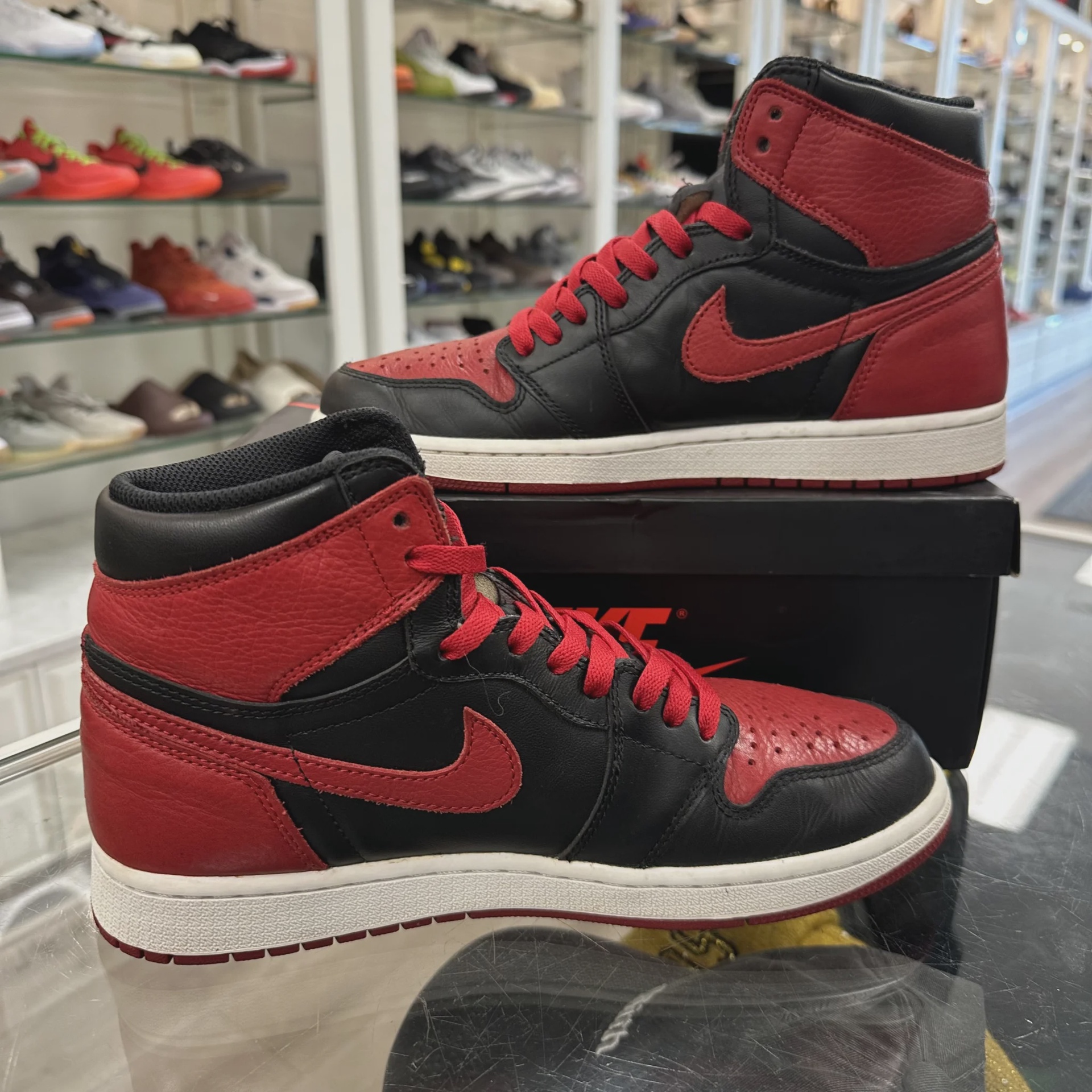 Air Jordan 1 Retro High Black Red Banned (2016) • Pre-Owned [7699] - photo 7
