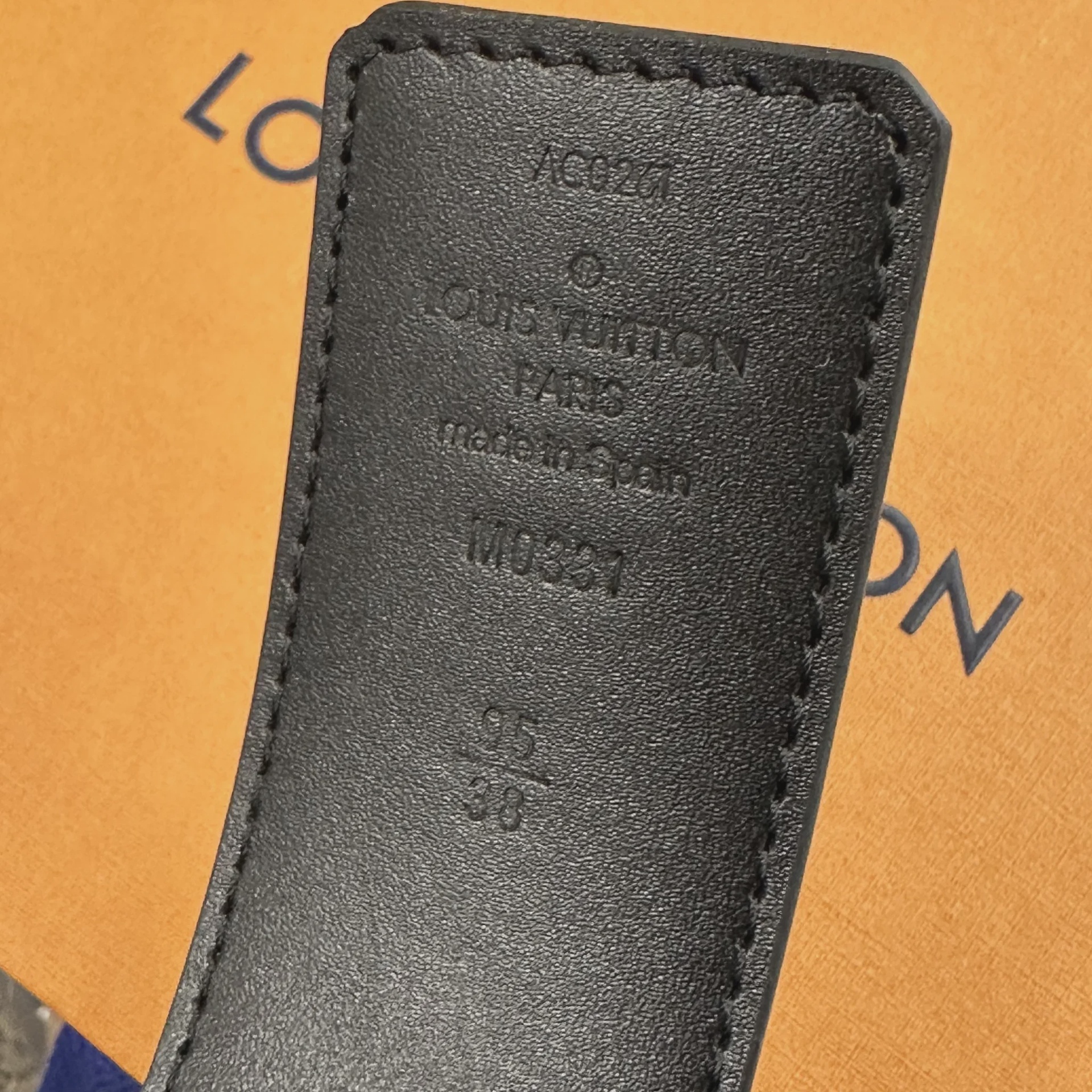 Spray LV initials Reversible Monogram Eclipse Belt blk/gld size 95/38 (fits 30-32 • Pre-Owned [8157] - photo 5
