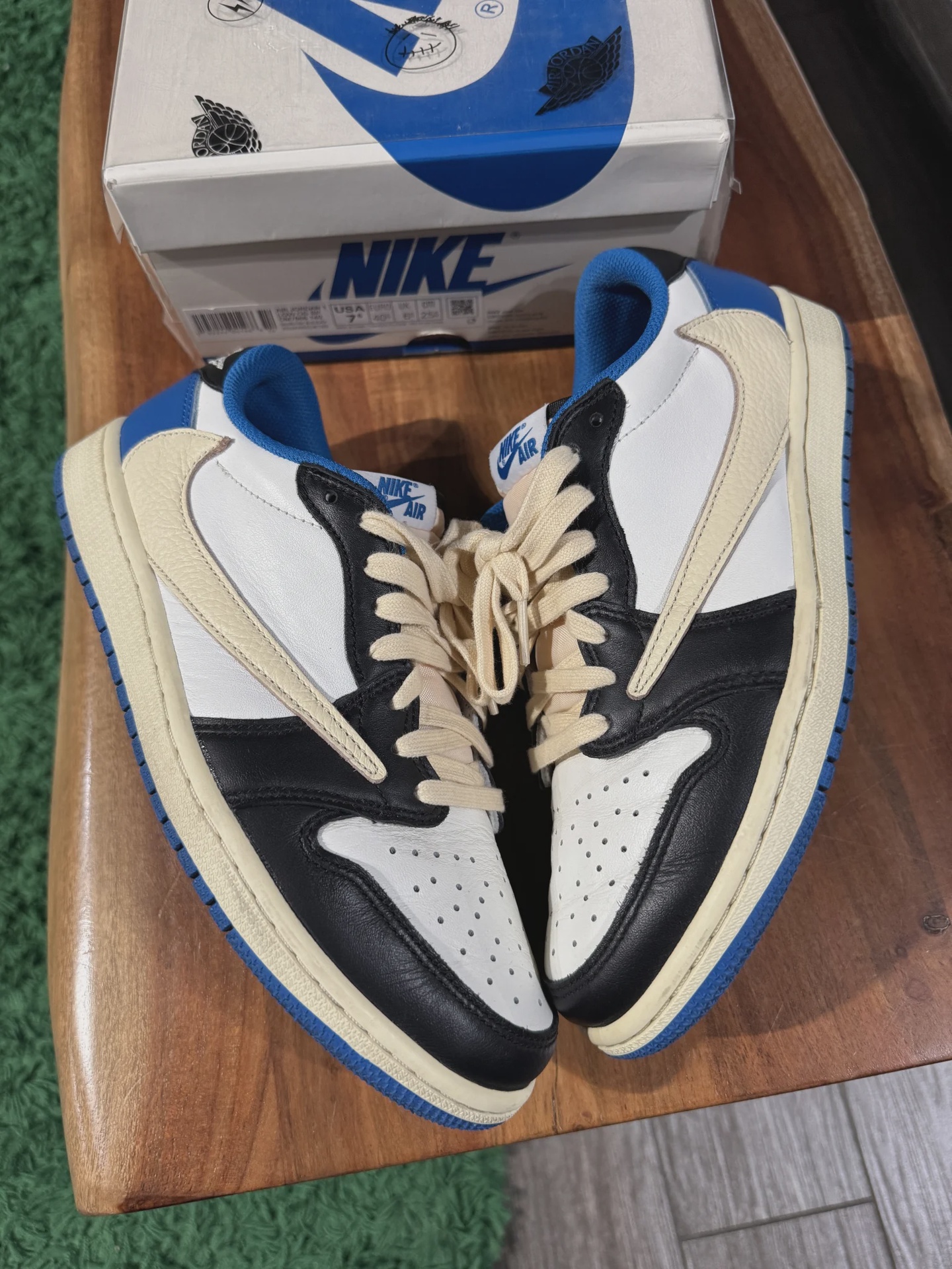 Jordan Air Jordan 1 Retro Low Original SP Fragment x Travis Scott - Size US M 7.5
