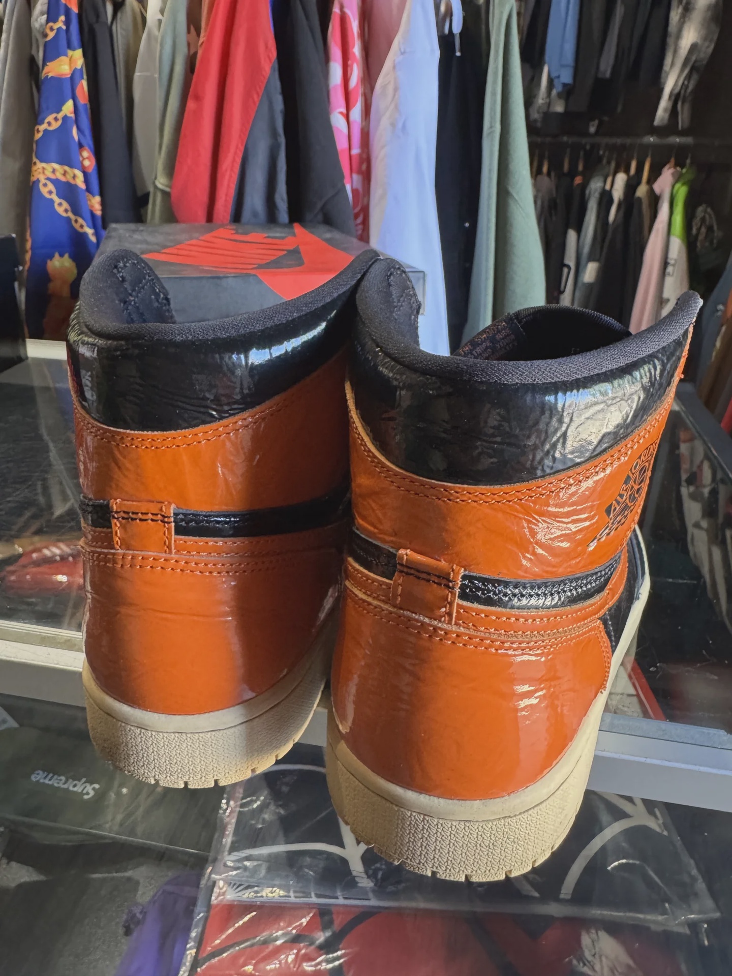 Air Jordan 1 Retro High Shattered Backboard 3.0 • Pre-Owned [5459] - photo 3