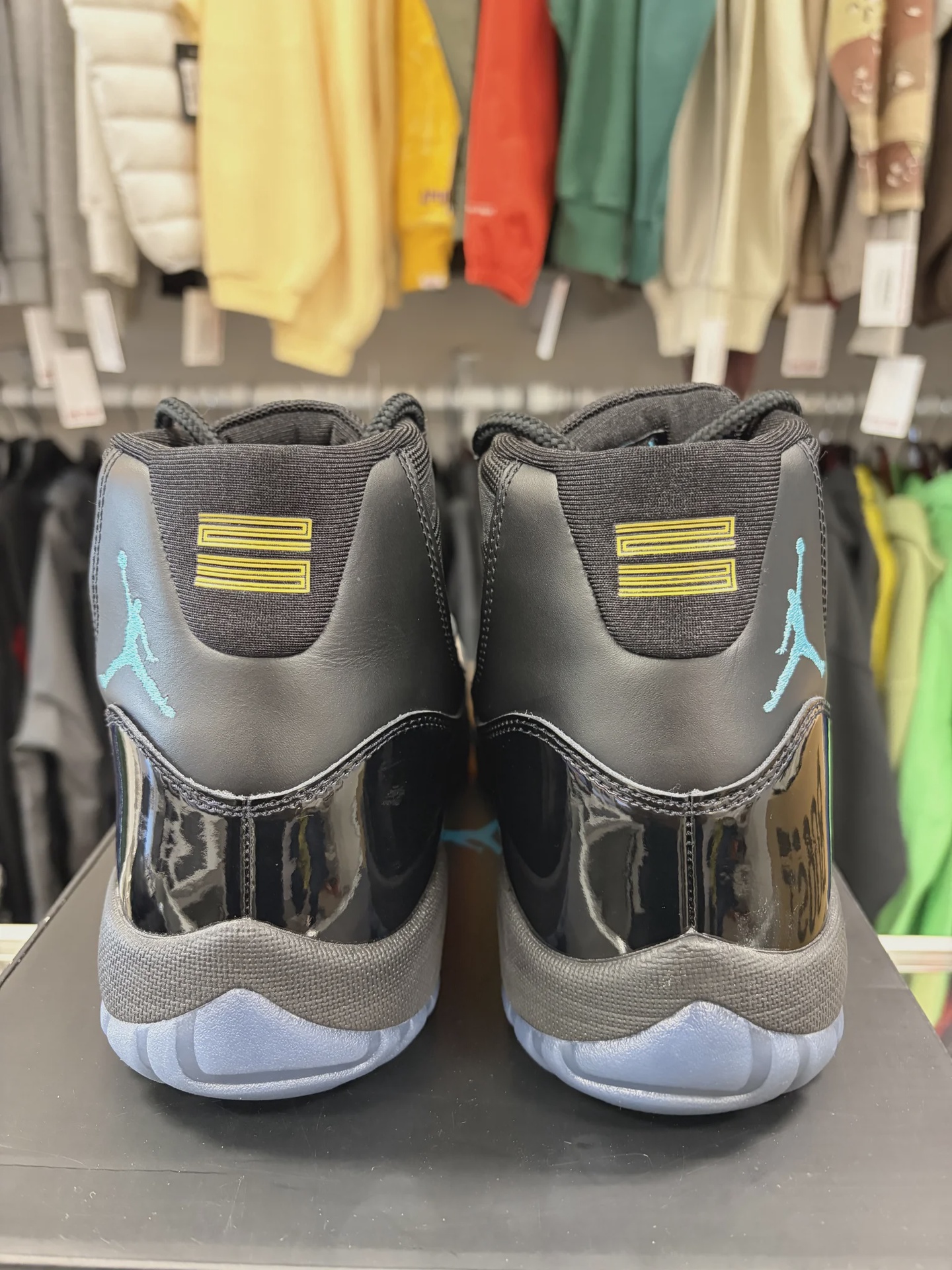 Air Jordan 11 Retro Gamma Blue (2025) • Pre-Owned [6099] - photo 4