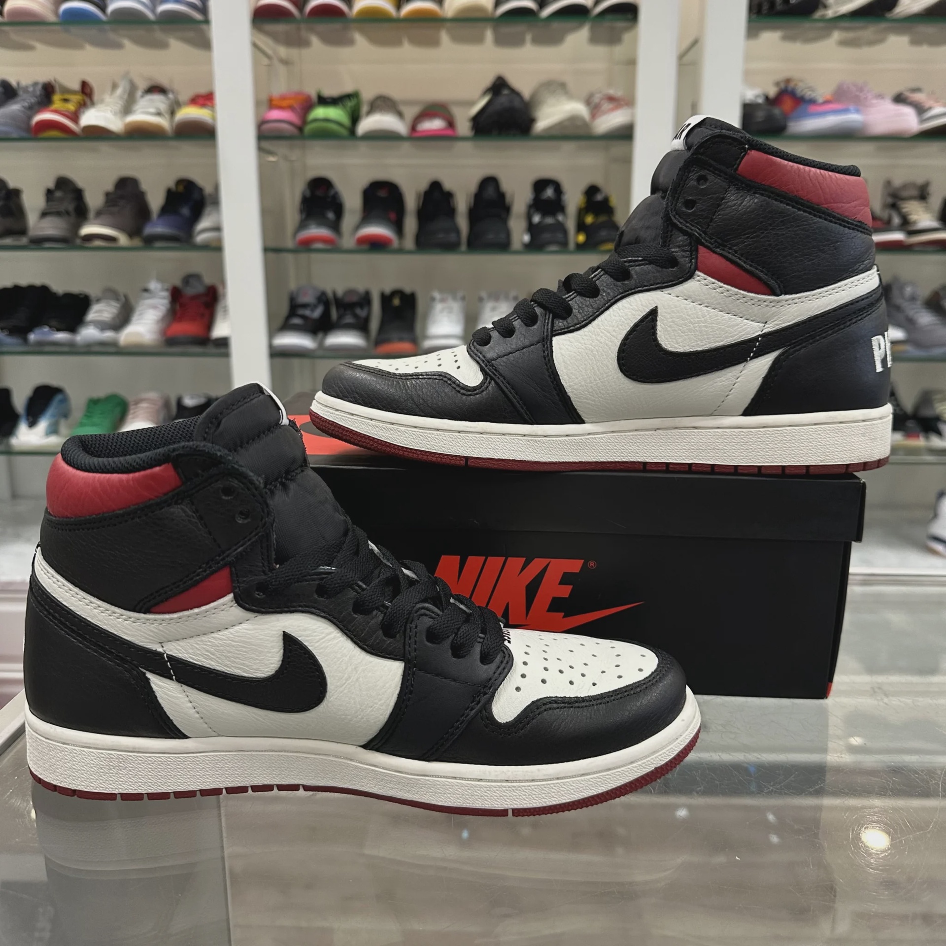 Air Jordan 1 Retro High Not for Resale Varsity Red • Pre-Owned [1129] - photo 2