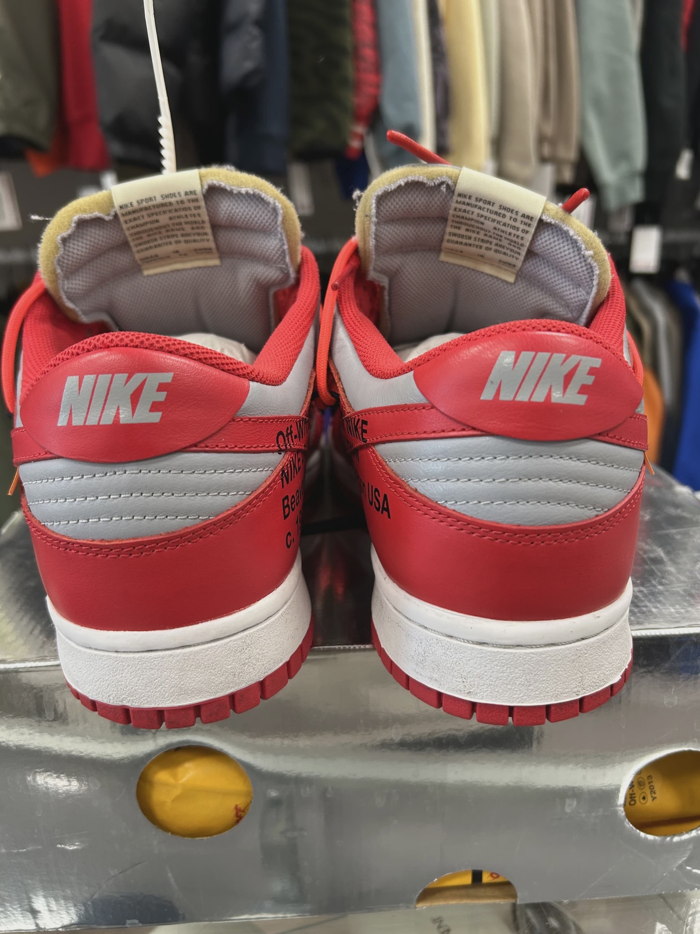 Nike Dunk Low Off-White University Red • Pre-Owned [3894] 5