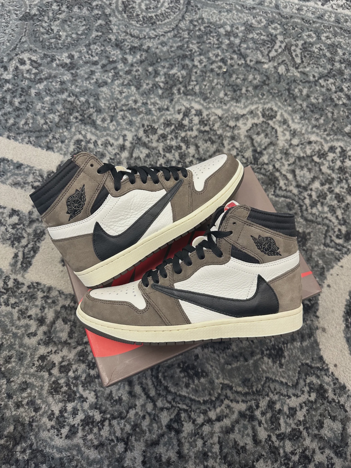 Air Jordan 1 Retro High Original SP Travis Scott Mocha • Brand New [3665] - photo 1