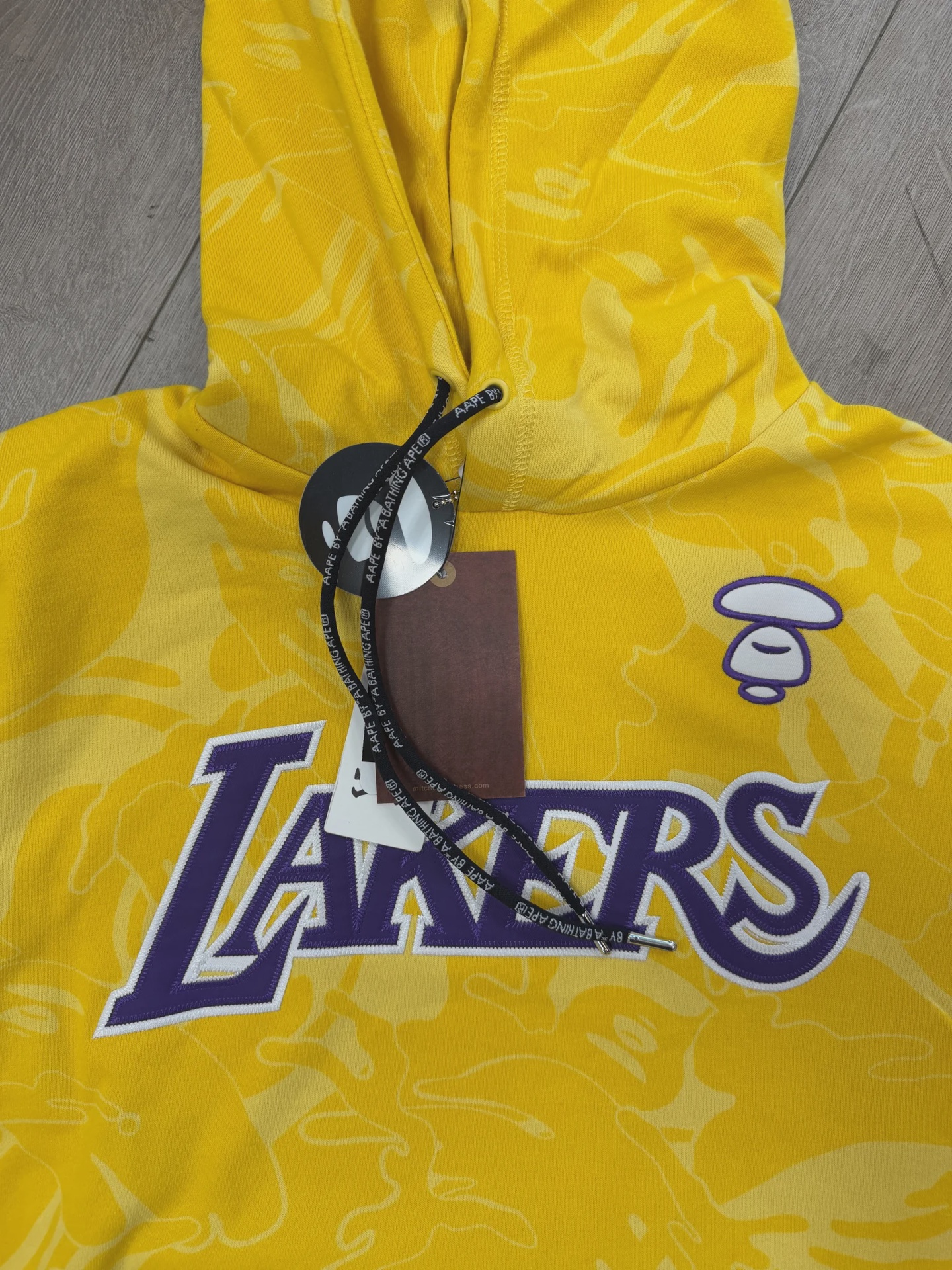 Bape x Lakers x Mitchell & Ness Hoodie • Brand New [0101] - photo 4