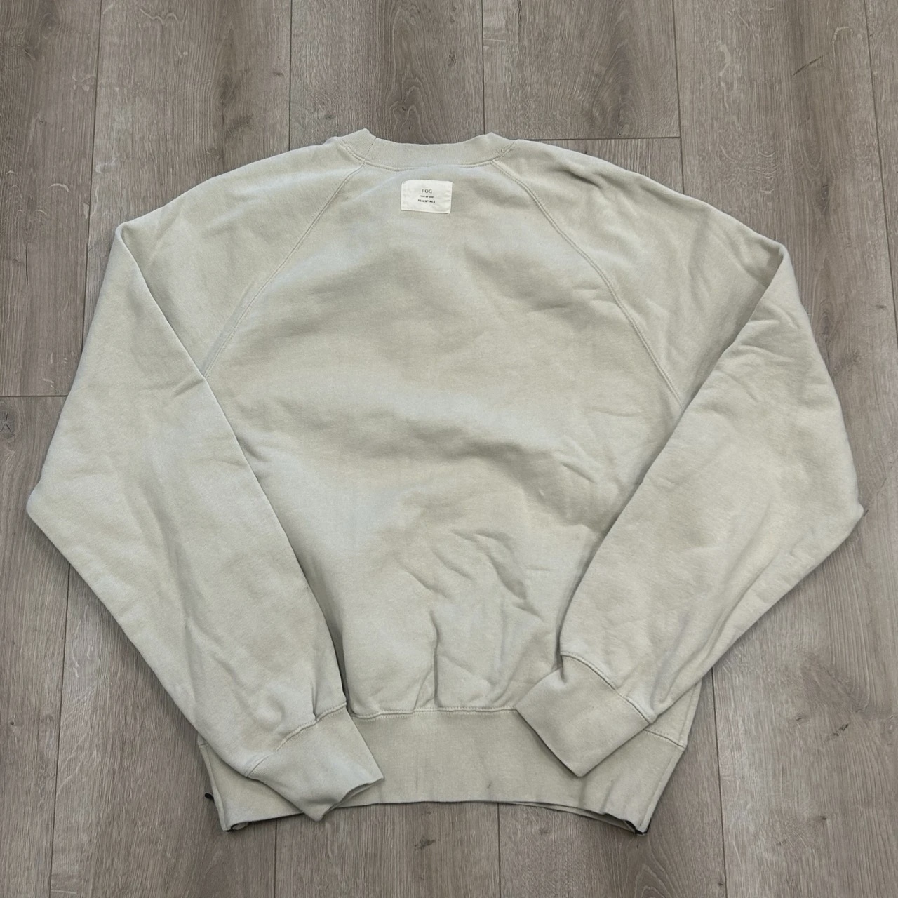 Fear of God Essentials Relaxed Crewneck Sweatshirt • Pre-Owned [4935] 6