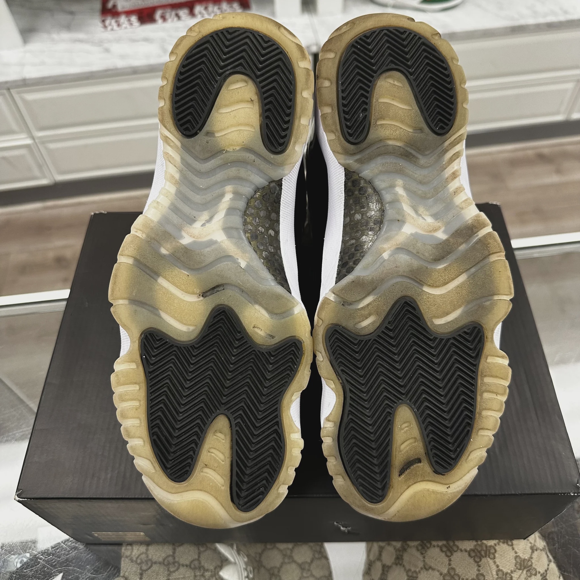 Air Jordan 11 Retro DMP Gratitude (2023) • Pre-Owned [5322] - photo 5