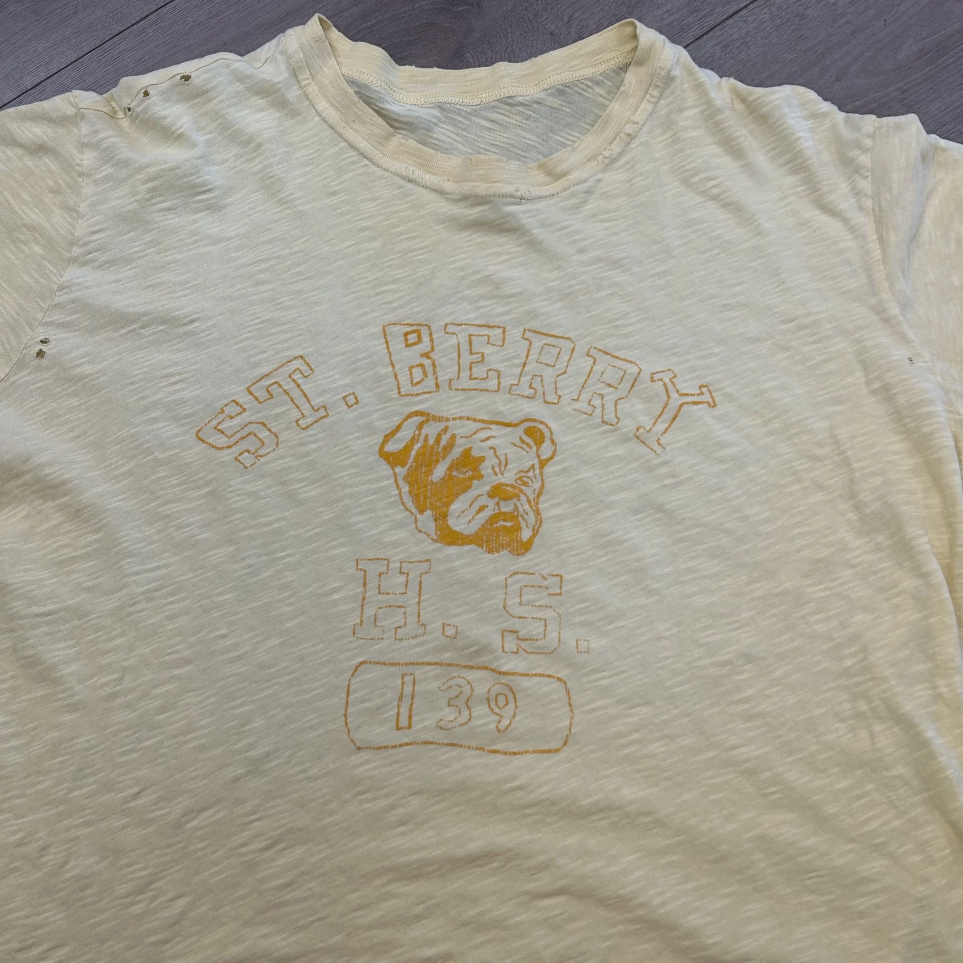 GV Gallery St. Berry Tee "Yellow" • Pre-Owned [1070] - photo 2
