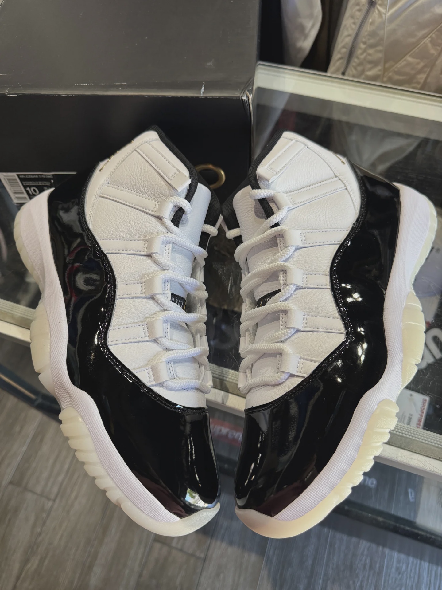 Air Jordan 11 Retro DMP Gratitude (2023) • Pre-Owned [6621] - photo 1