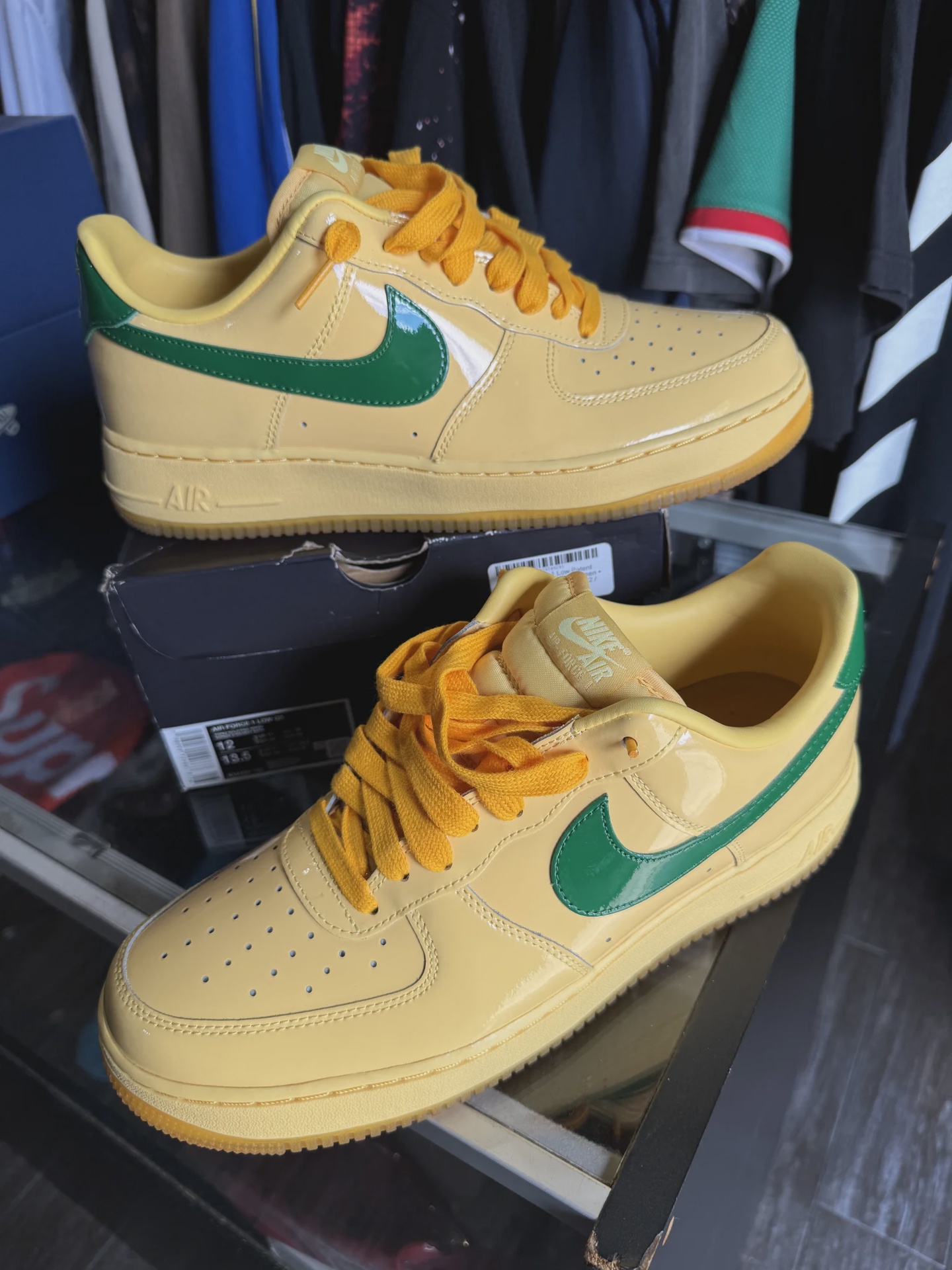 Nike Air Force 1 Low Patent Leather Topaz Gold Pine Green • Pre-Owned [0834] - photo 2