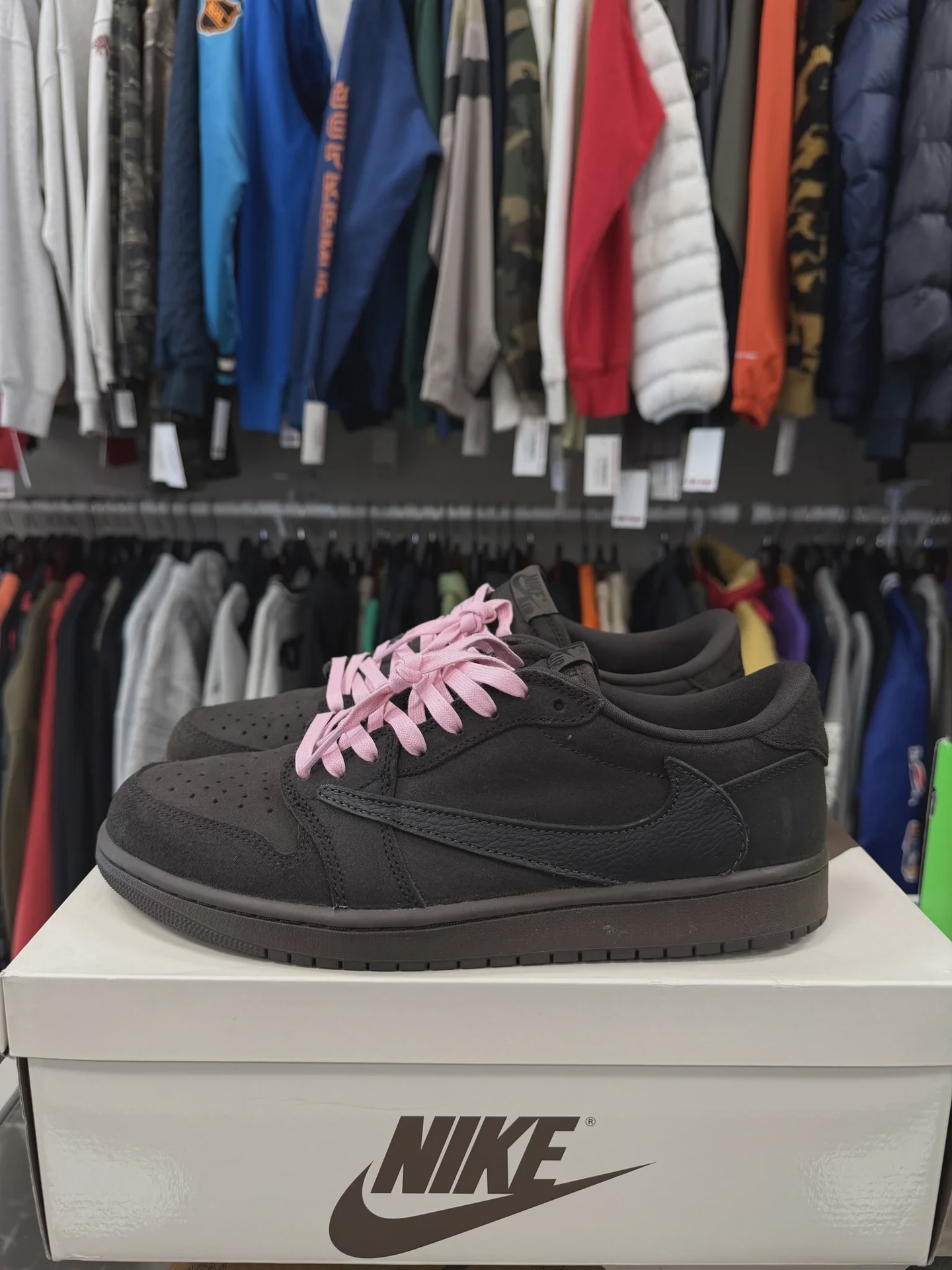 Jordan 1 Retro Low OG SP Travis Scott Velvet Brown • Pre-Owned [1826] - photo 3