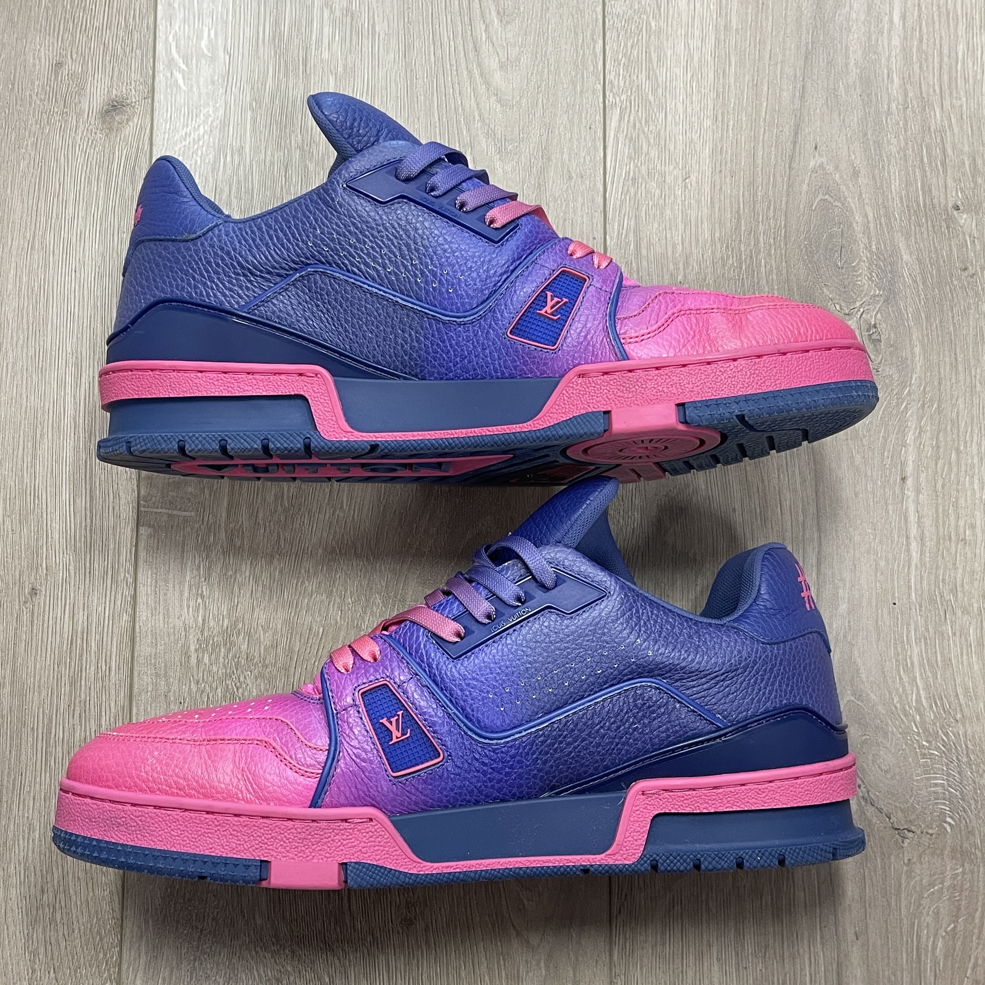Louis Vuitton Trainer Pink Ombre - Pre-Owned 2