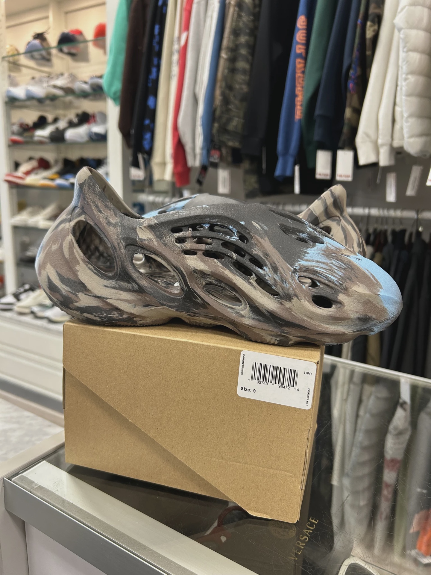 adidas Yeezy Foam RNR MX Cinder • Pre-Owned [6198] 3