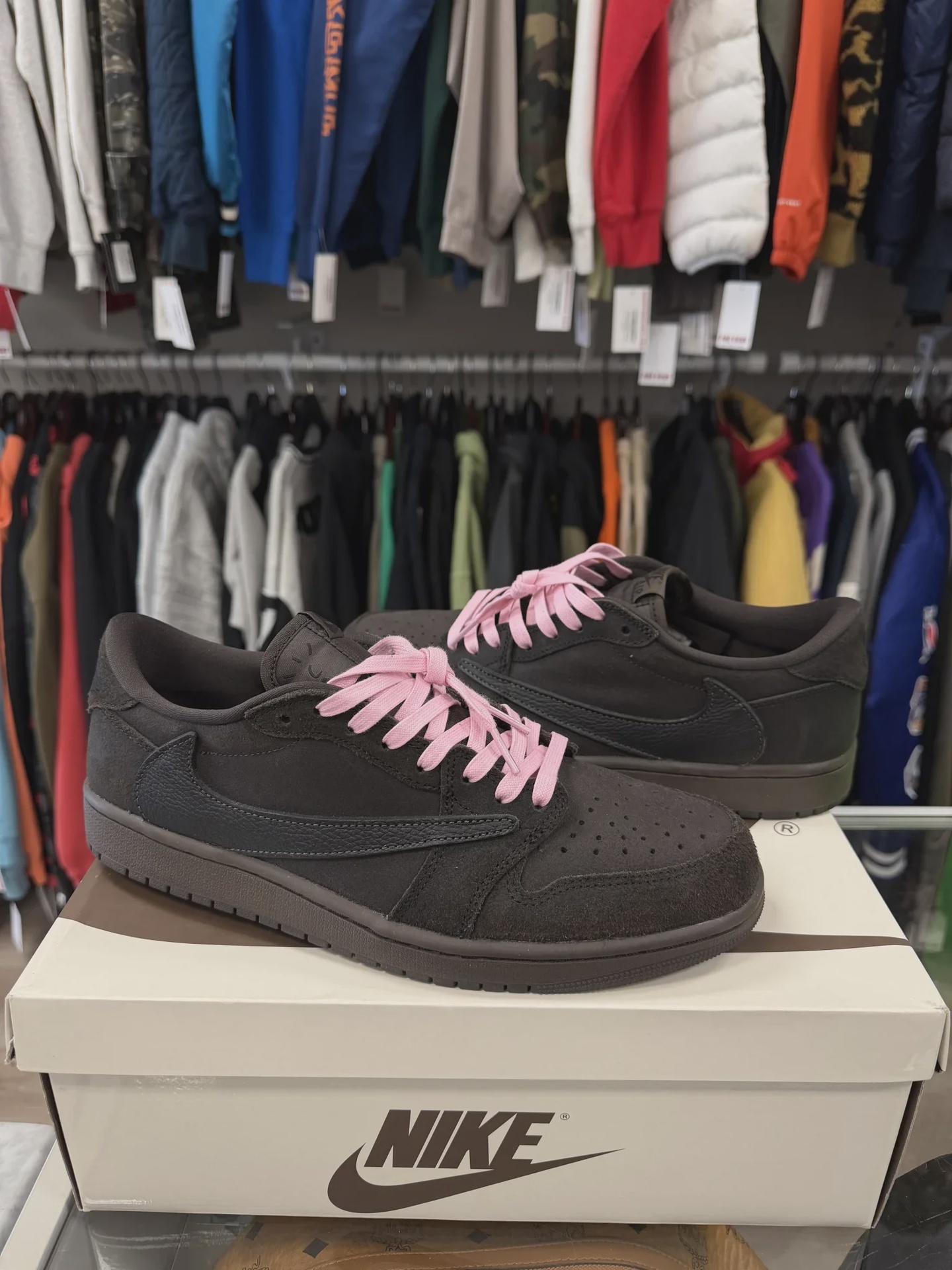 Jordan 1 Retro Low OG SP Travis Scott Velvet Brown • Pre-Owned [1826] - photo 1