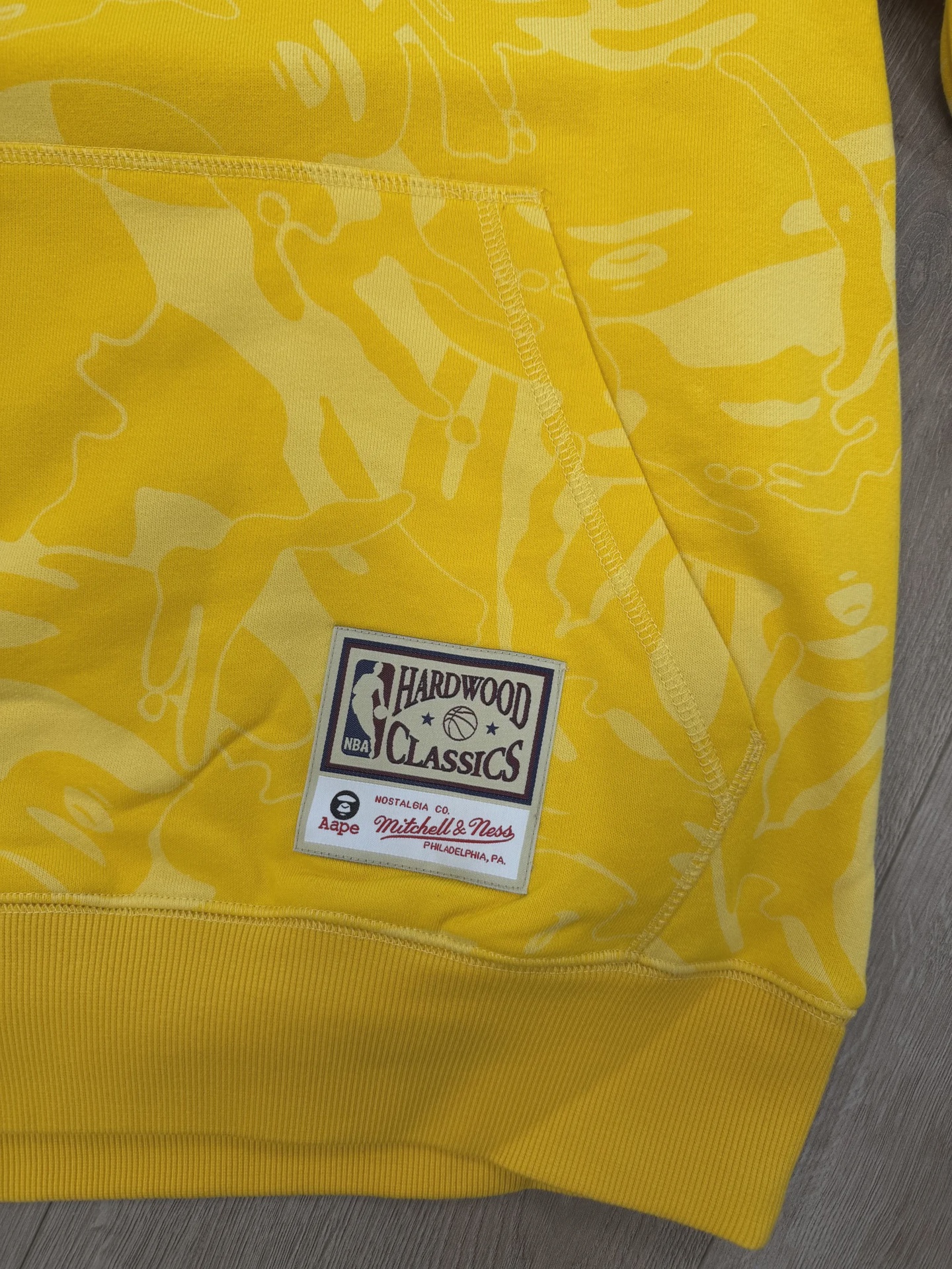 Bape x Lakers x Mitchell & Ness Hoodie • Brand New [0101] - photo 5