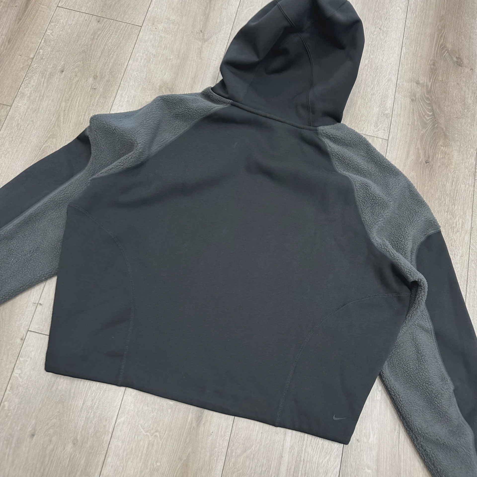 Nike Tech Boreas Men's Oversized Hoodie • Pre-Owned [7457] - photo 3