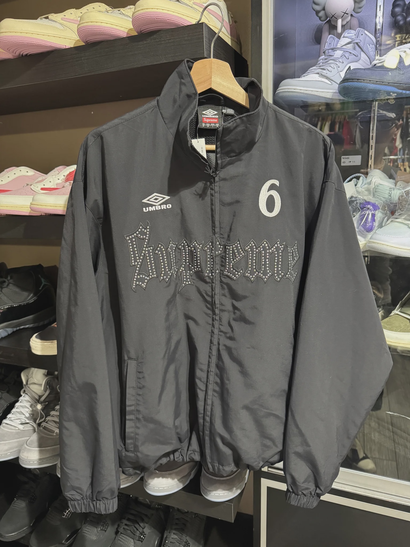 Supreme Umbro studded Jacket  M • Brand New [2152] - photo 1