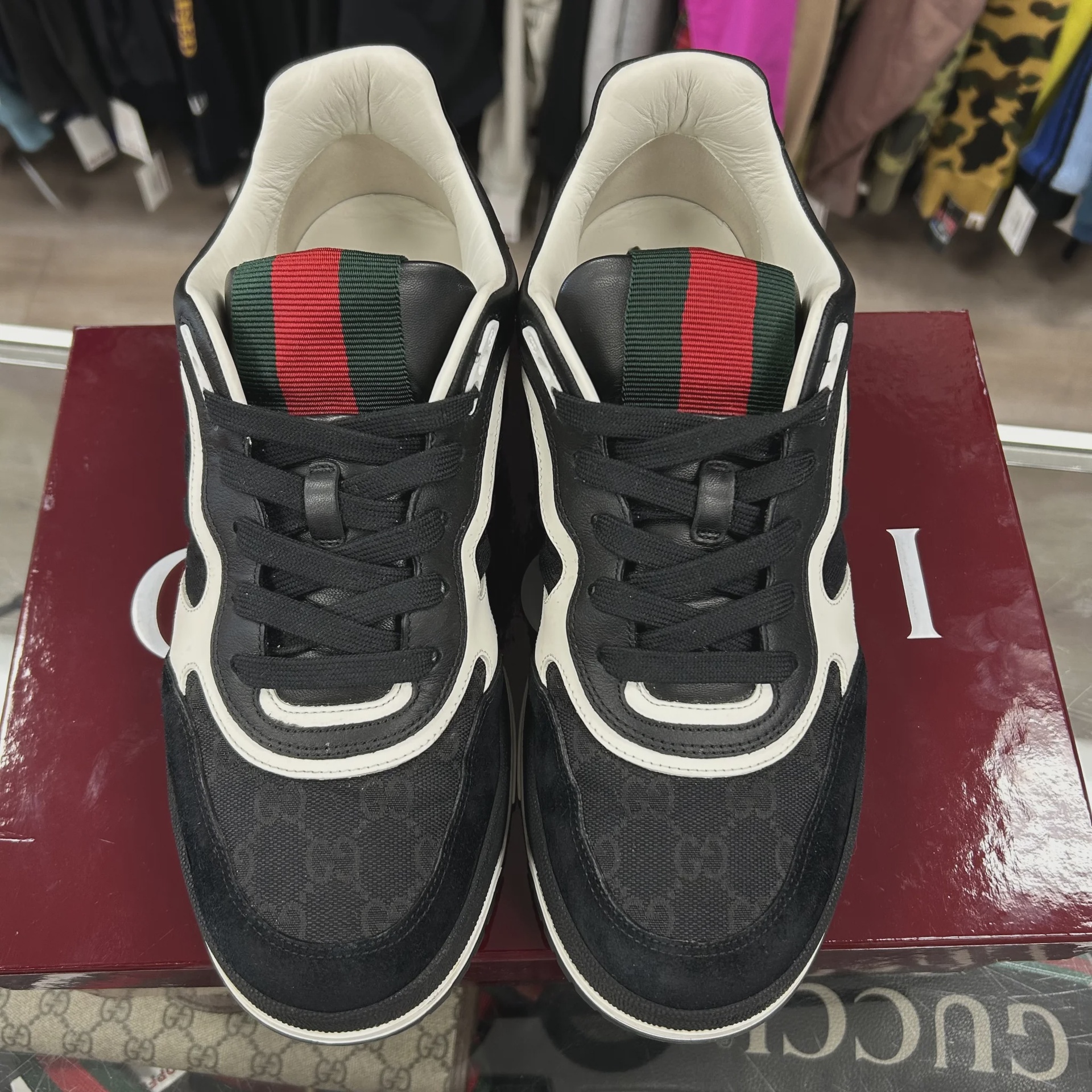 Gucci Low Top Black • Pre-Owned [5196] - photo 7