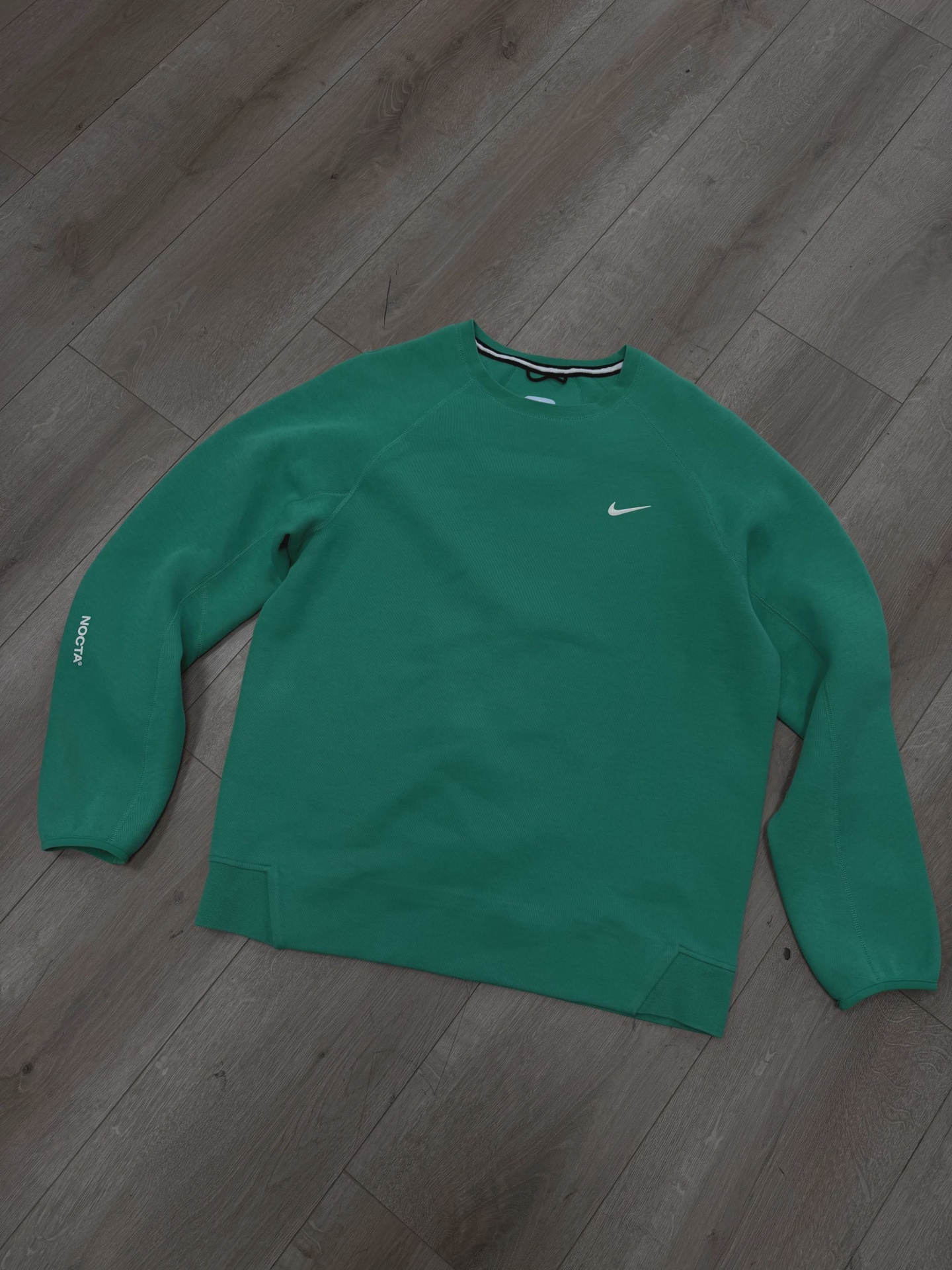 Nike x NOCTA Tech Fleece Crew Stadium Green/Sail • Pre-Owned [9701]