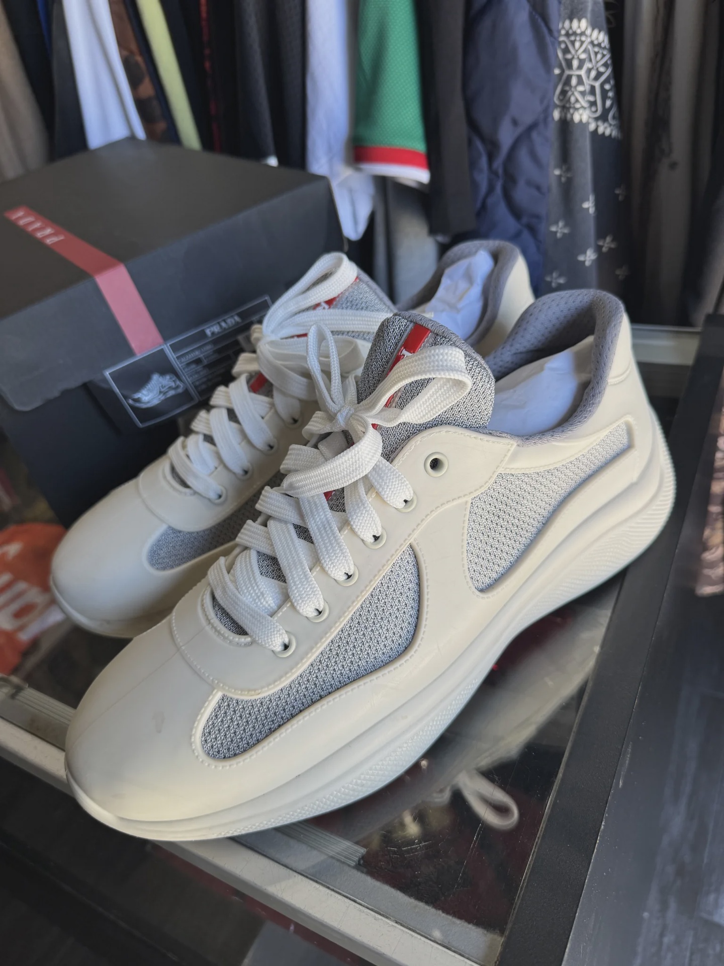 Prada Cup Beige • Pre-Owned [7754] - photo 2
