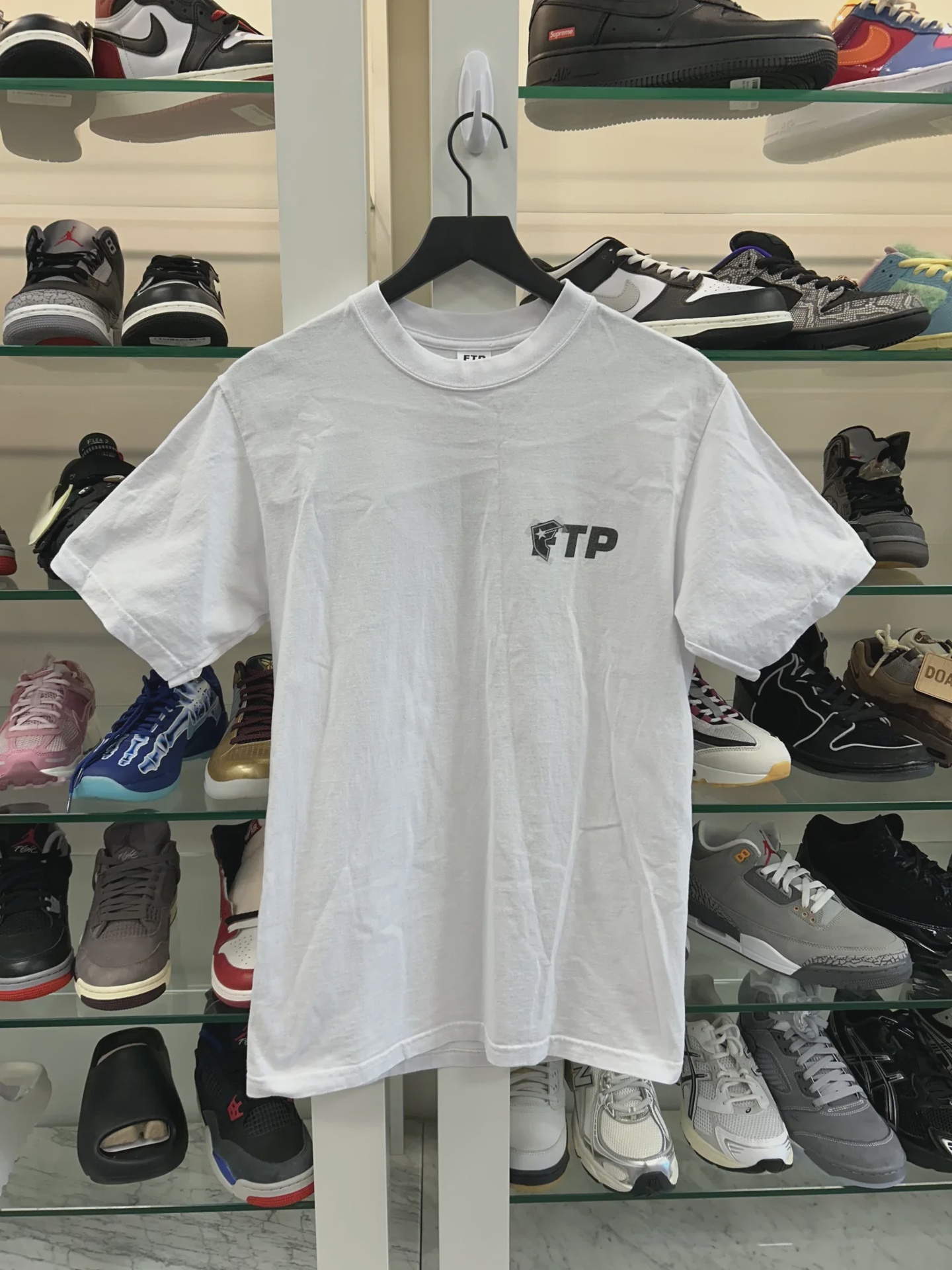 FTP FTP x Famous Stars & Straps Logo Tee in White - Size M