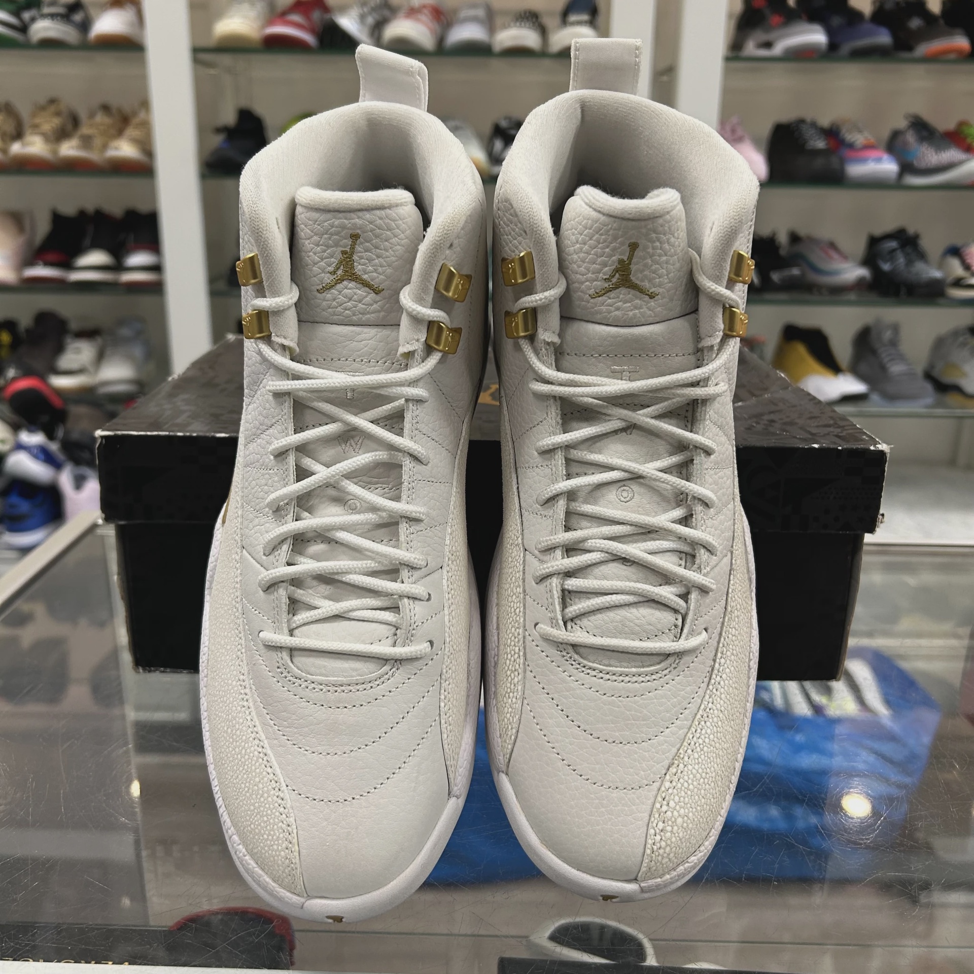 Jordan 12 Retro OVO White • Pre-Owned [6092] 3