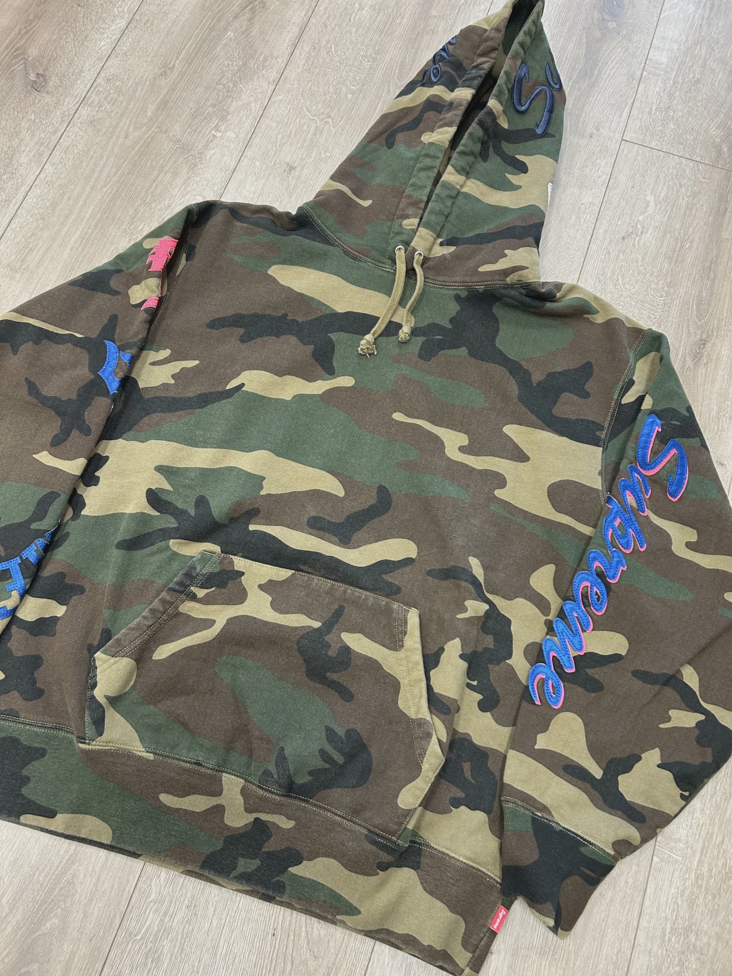 FW21 Supreme Multi Logo Hoodie Camo • Pre-Owned [6237] 4