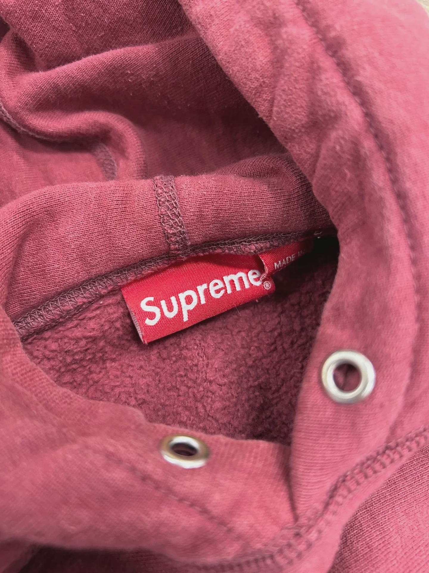 Supreme Box Logo Hooded Sweatshirt (FW21) Plum • Pre-Owned [1423] - photo 2