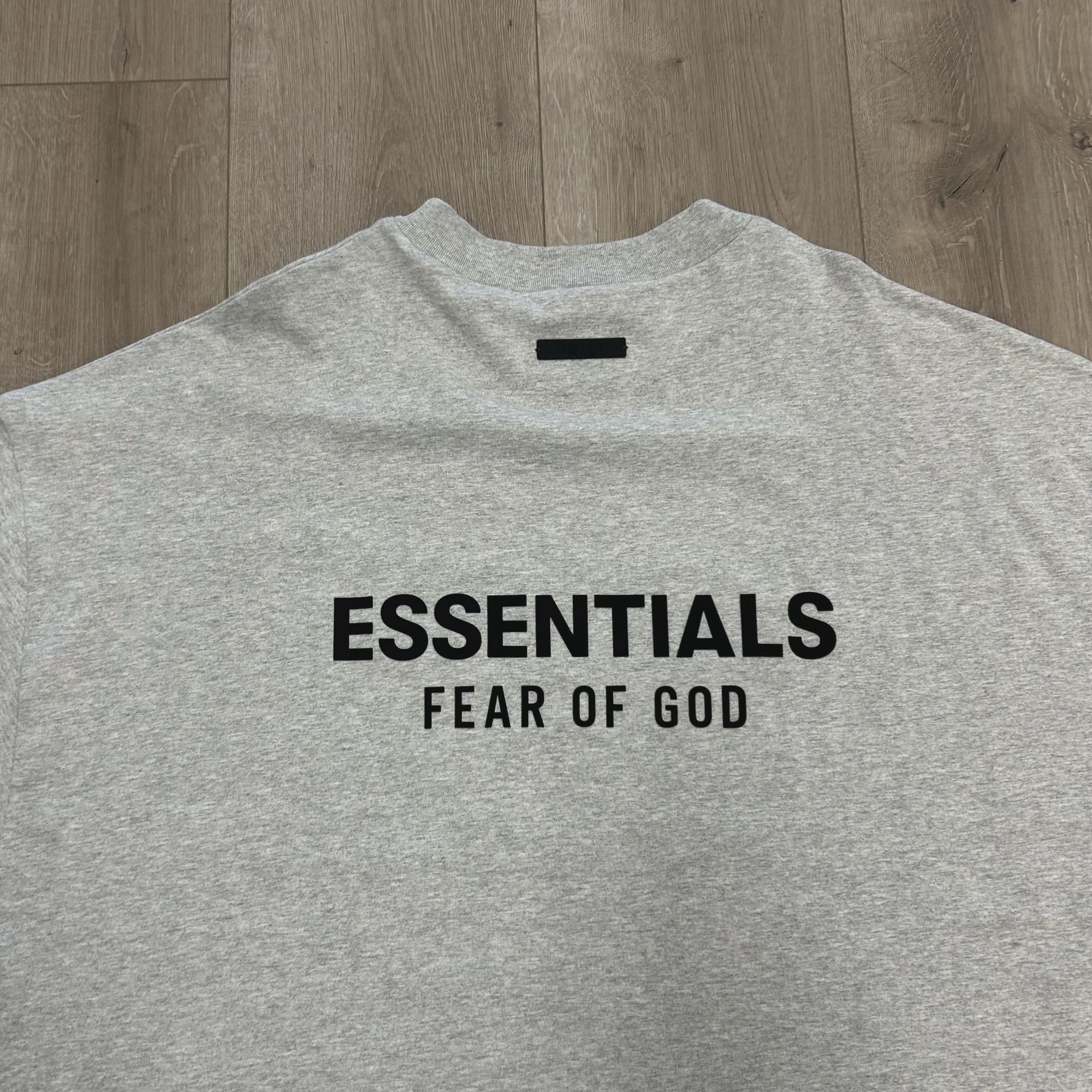 Essentials gray tee • Brand New [0935] 2