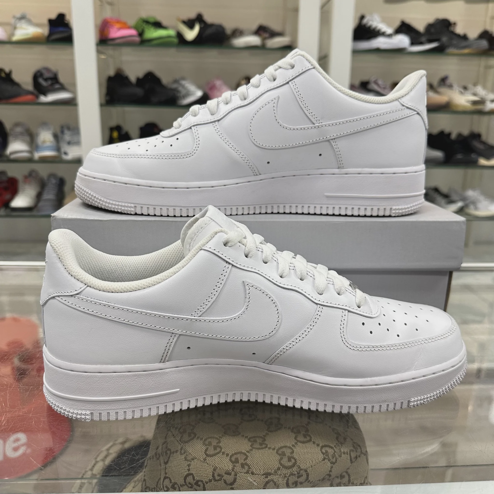 Nike Air Force 1 Low '07 White • Pre-Owned [3127] - photo 8