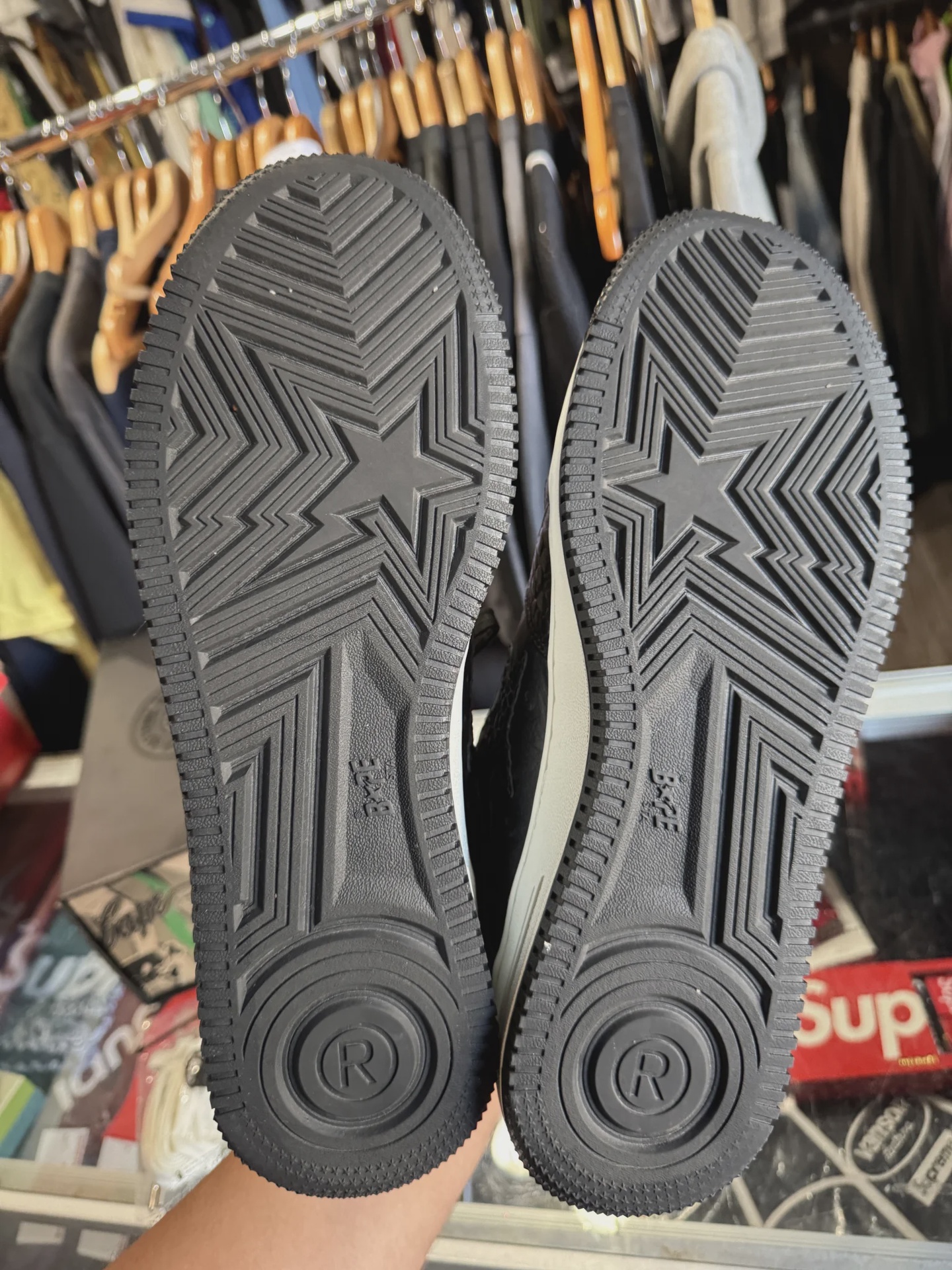 Bape Neigorhood Black • Pre-Owned [5399] - photo 4
