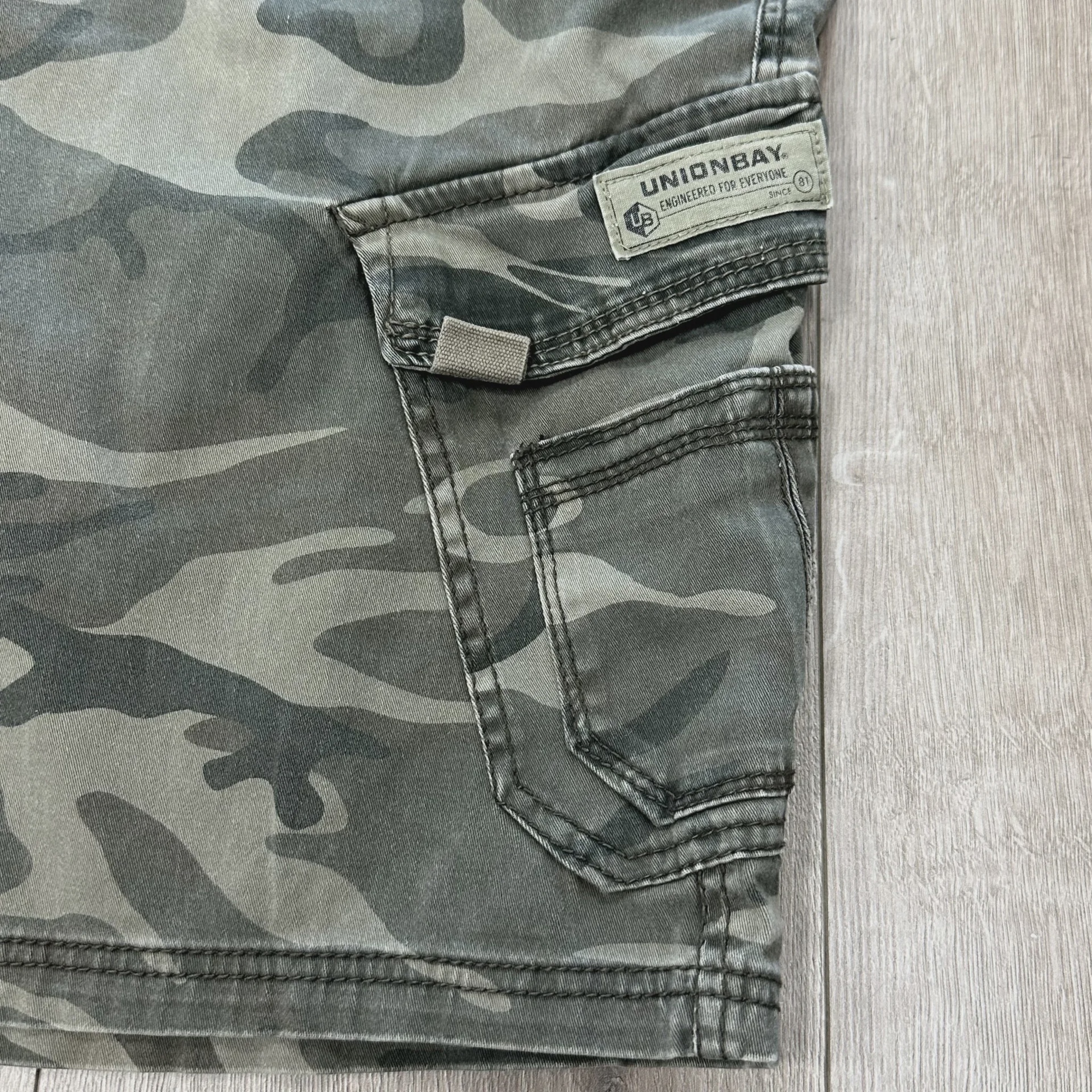 Unionbay Men's Camouflage Cargo Shorts • Pre-Owned [1116] - photo 5