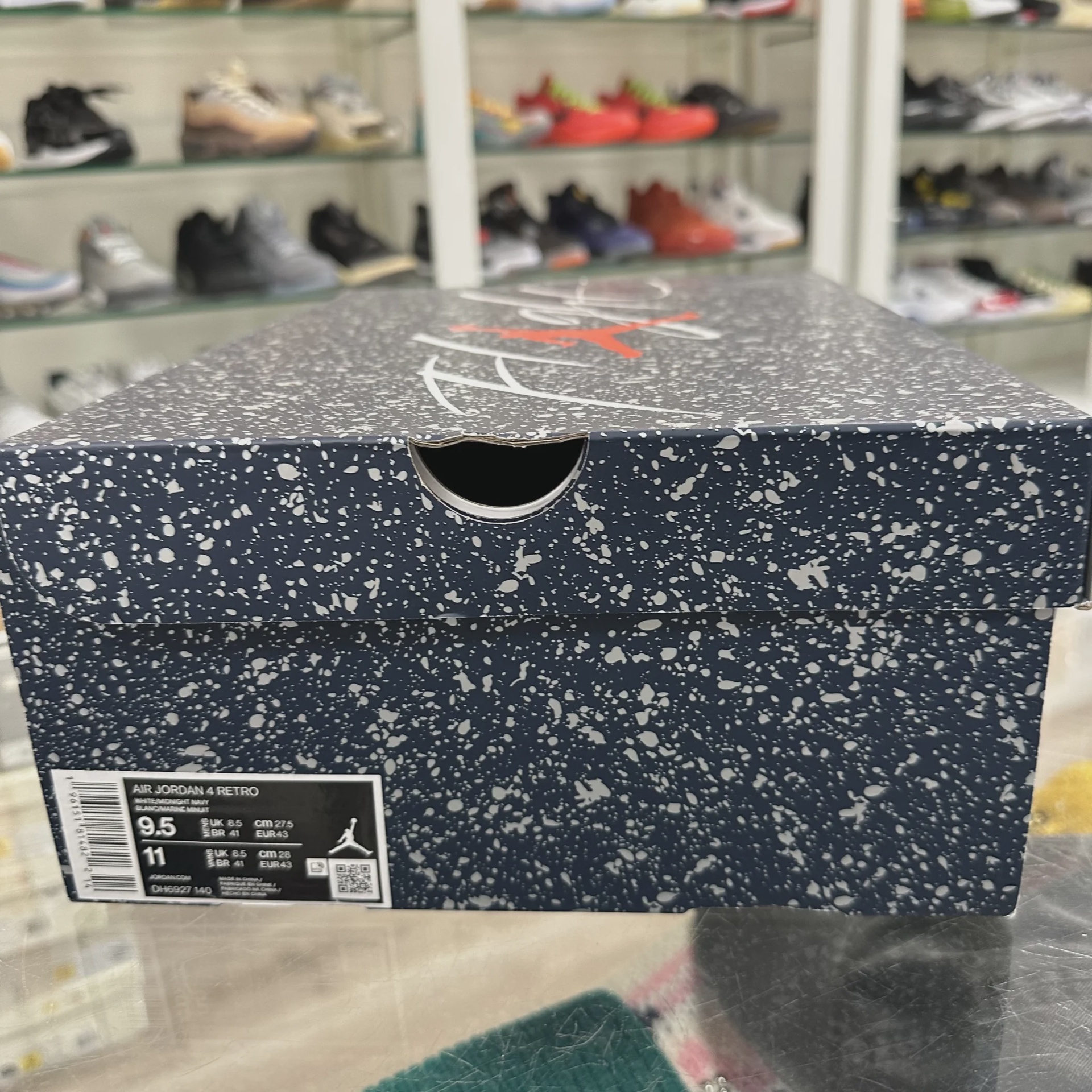 Air Jordan 4 Retro Midnight Navy • Pre-Owned [8663] - photo 3
