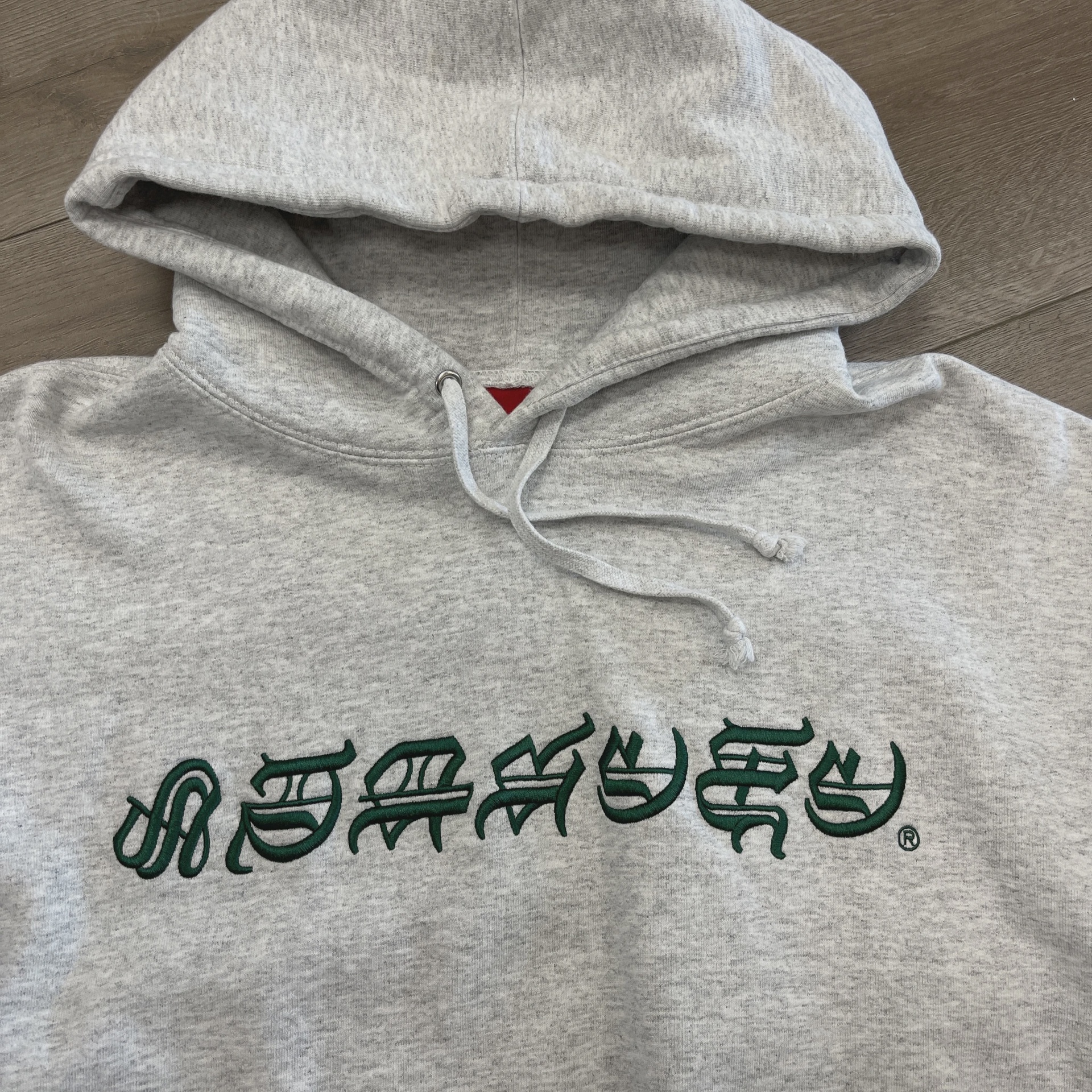 Supreme Blackletter Hooded Sweatshirt • Pre-Owned [3685] 5