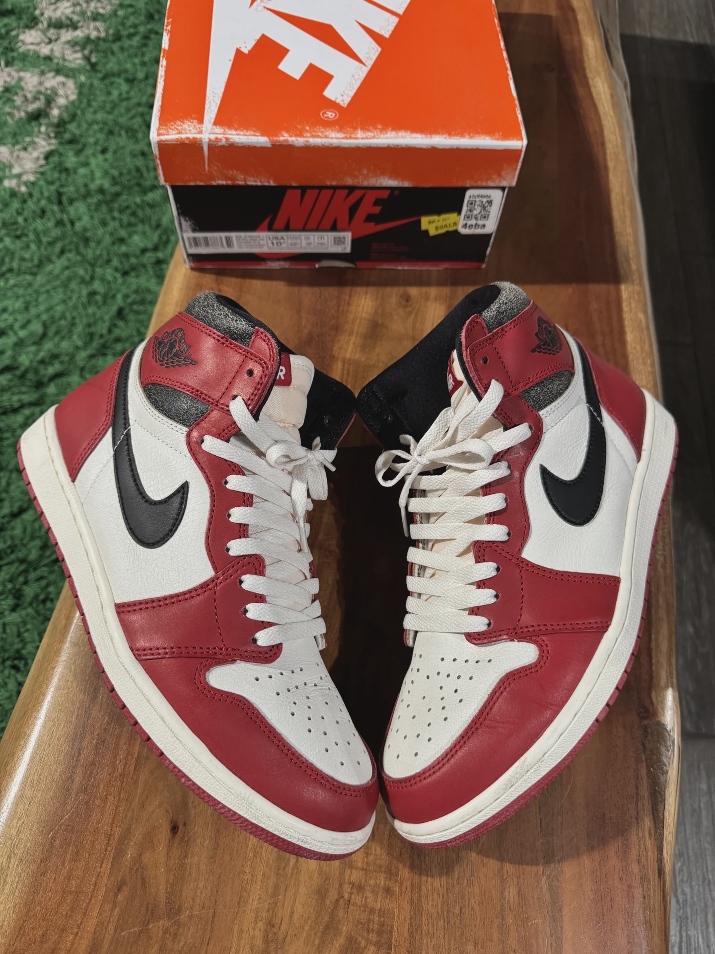 Air Jordan 1 Retro High Original Chicago Lost and Found • Pre-Owned [4924] - photo 1