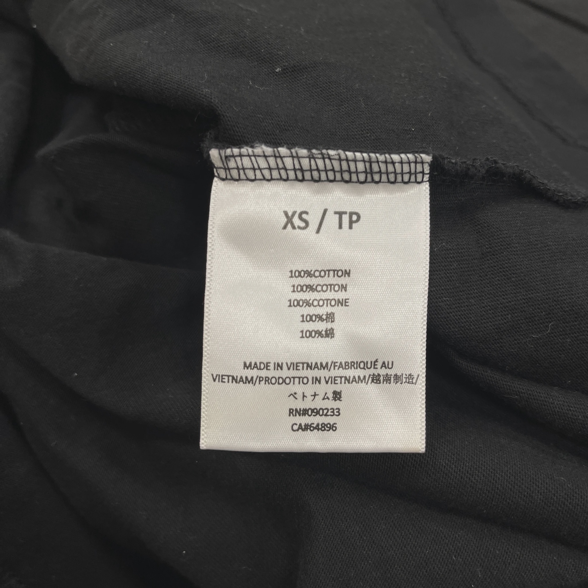 Fear of God Essentials V-Neck Black • Pre-Owned [2426] - photo 2