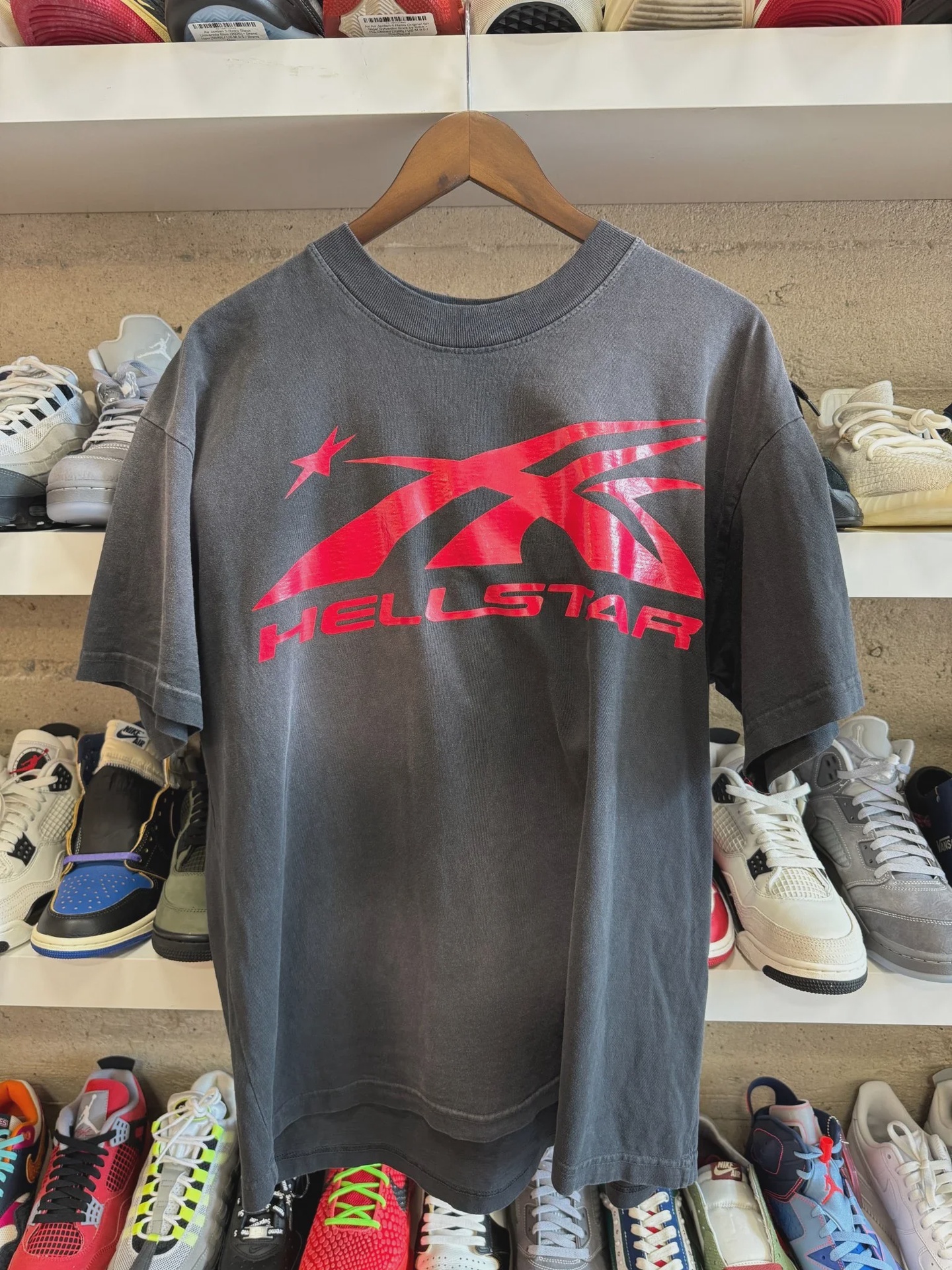 Hellstar Hellstar Red Logo Tee - Size L