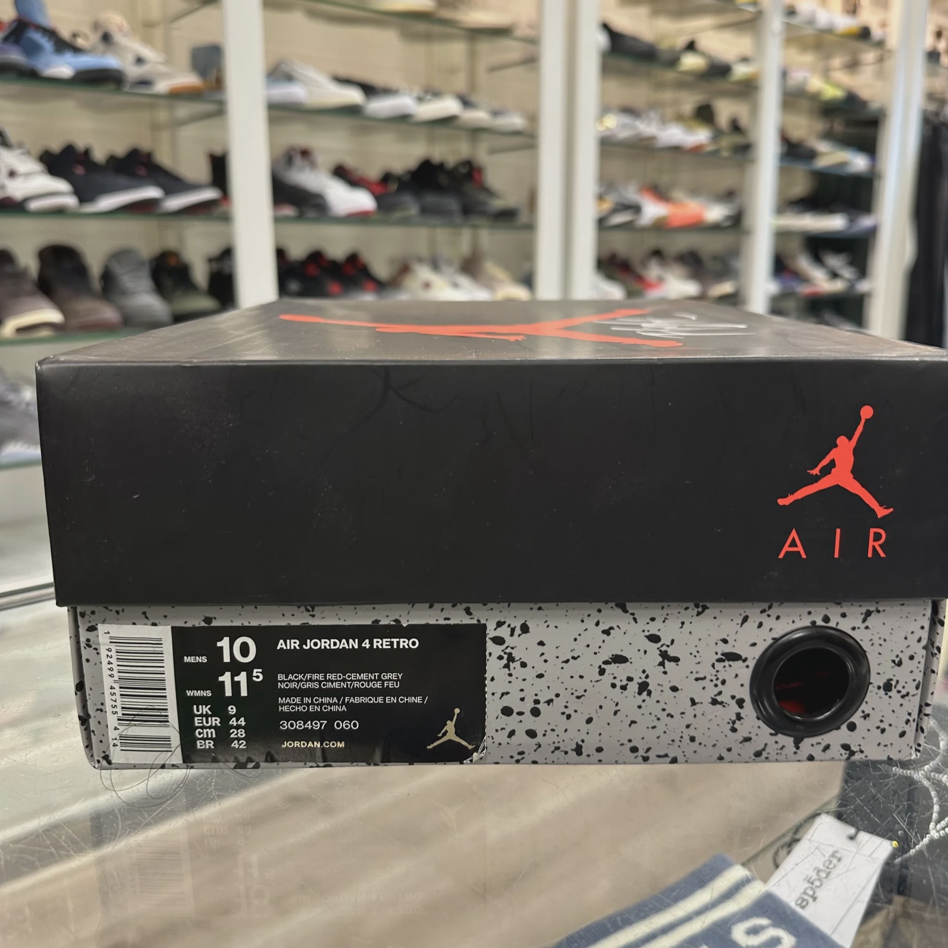 Air Jordan 4 Retro Black Red (2019) • Pre-Owned [1913] - photo 3