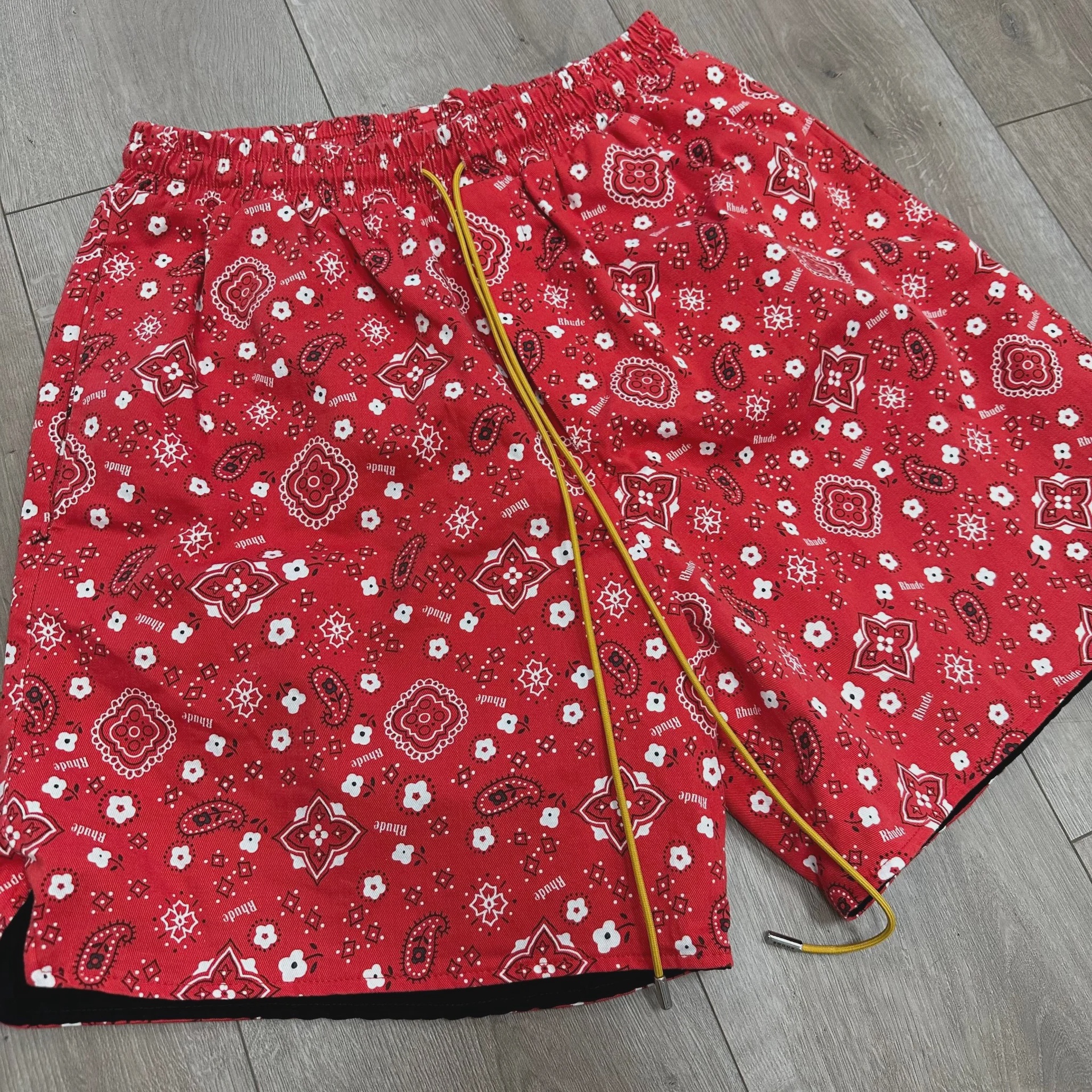 Rhude Red Bandana Shorts • Pre-Owned [6542] - photo 6