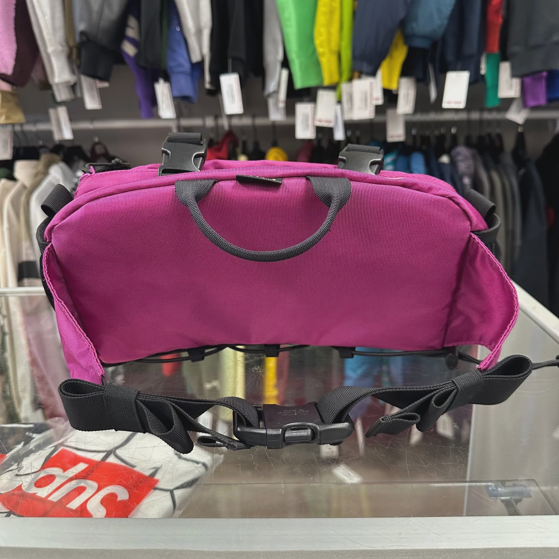 Supreme Waist Bag (FW19) Magenta • Pre-Owned [1990] - photo 3