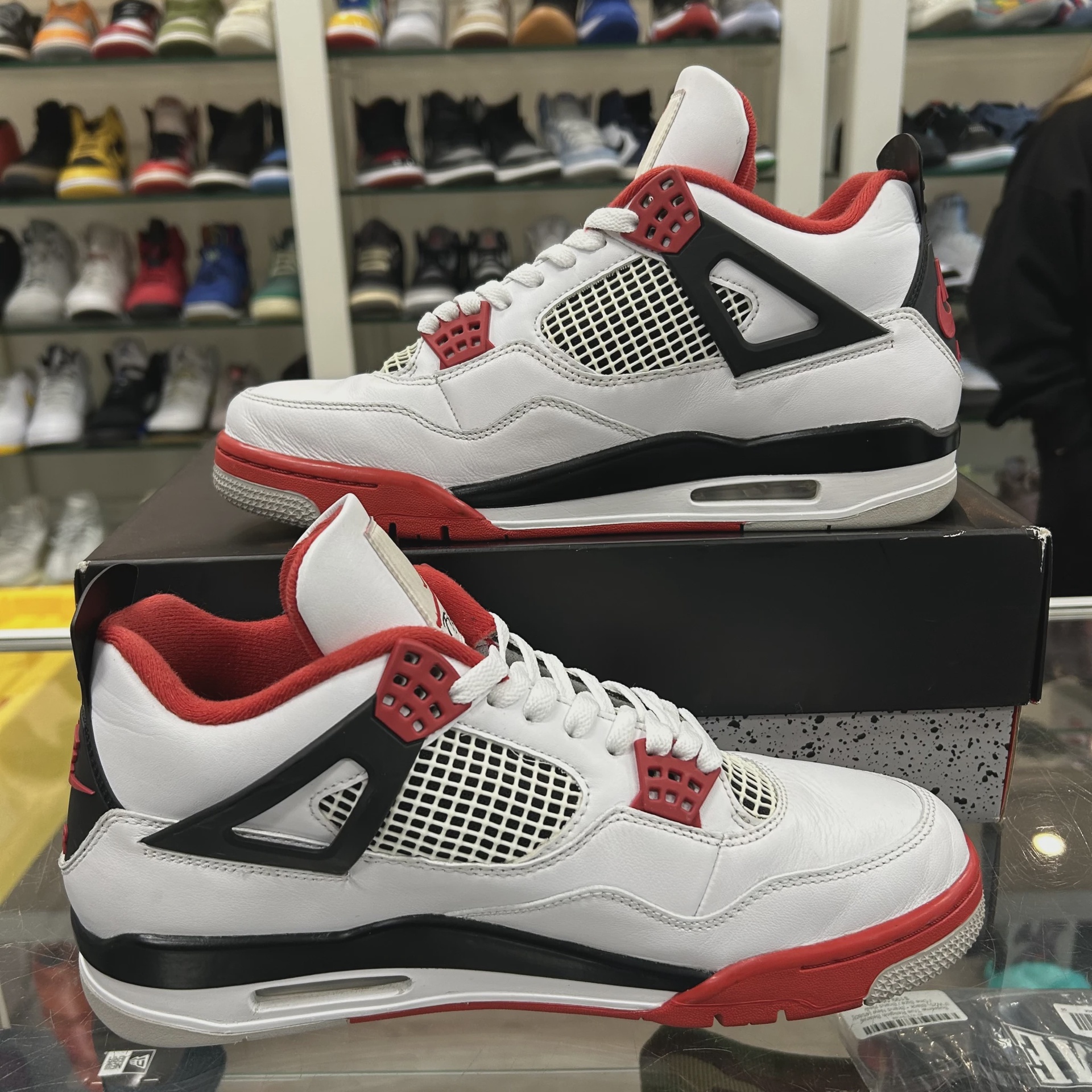 Air Jordan 4 Retro Fire Red (2020) • Pre-Owned [5605] 8