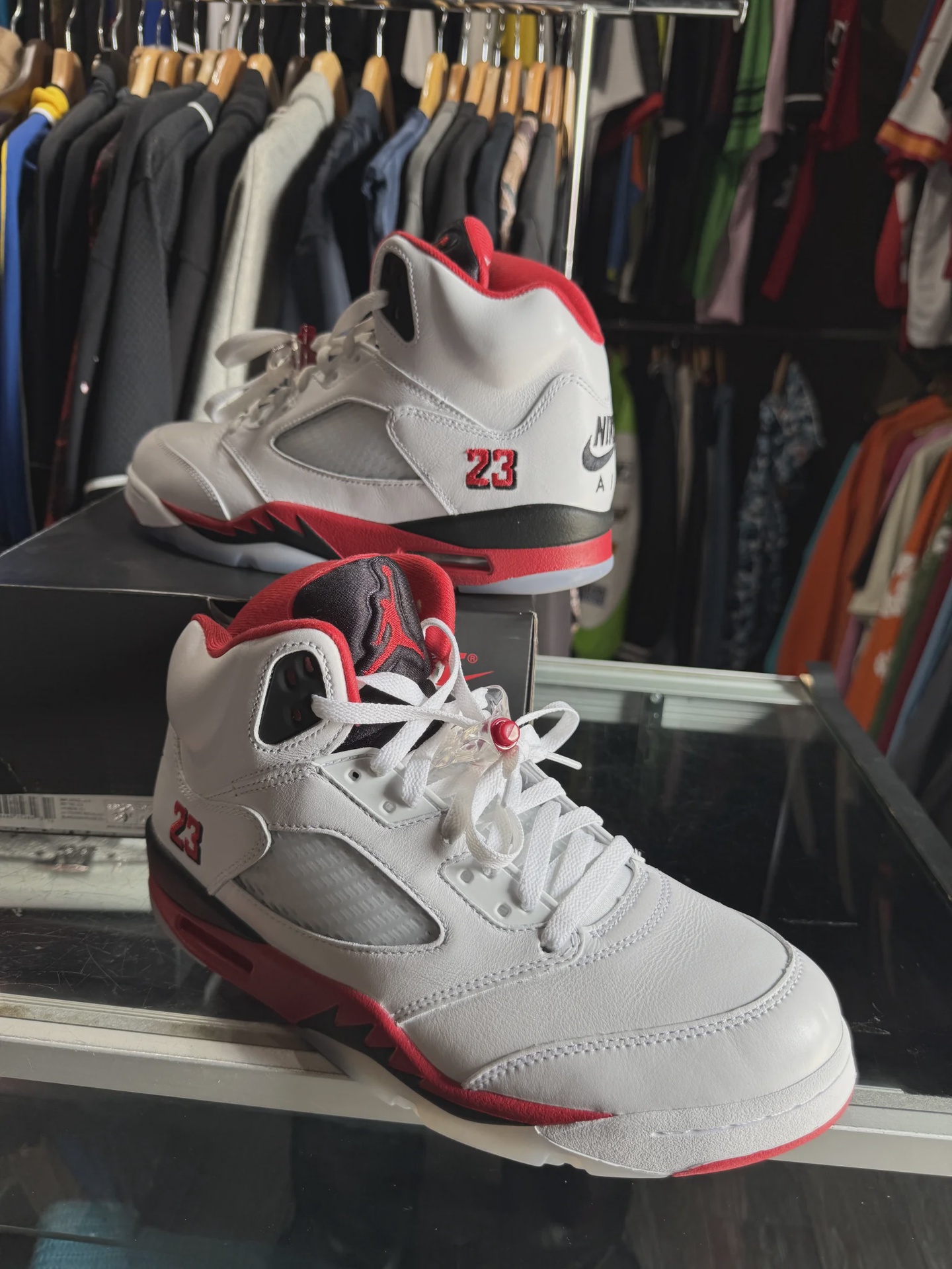 Air Jordan 5 Retro Fire Red Black Tongue (2025) • Pre-Owned [0118] - photo 1