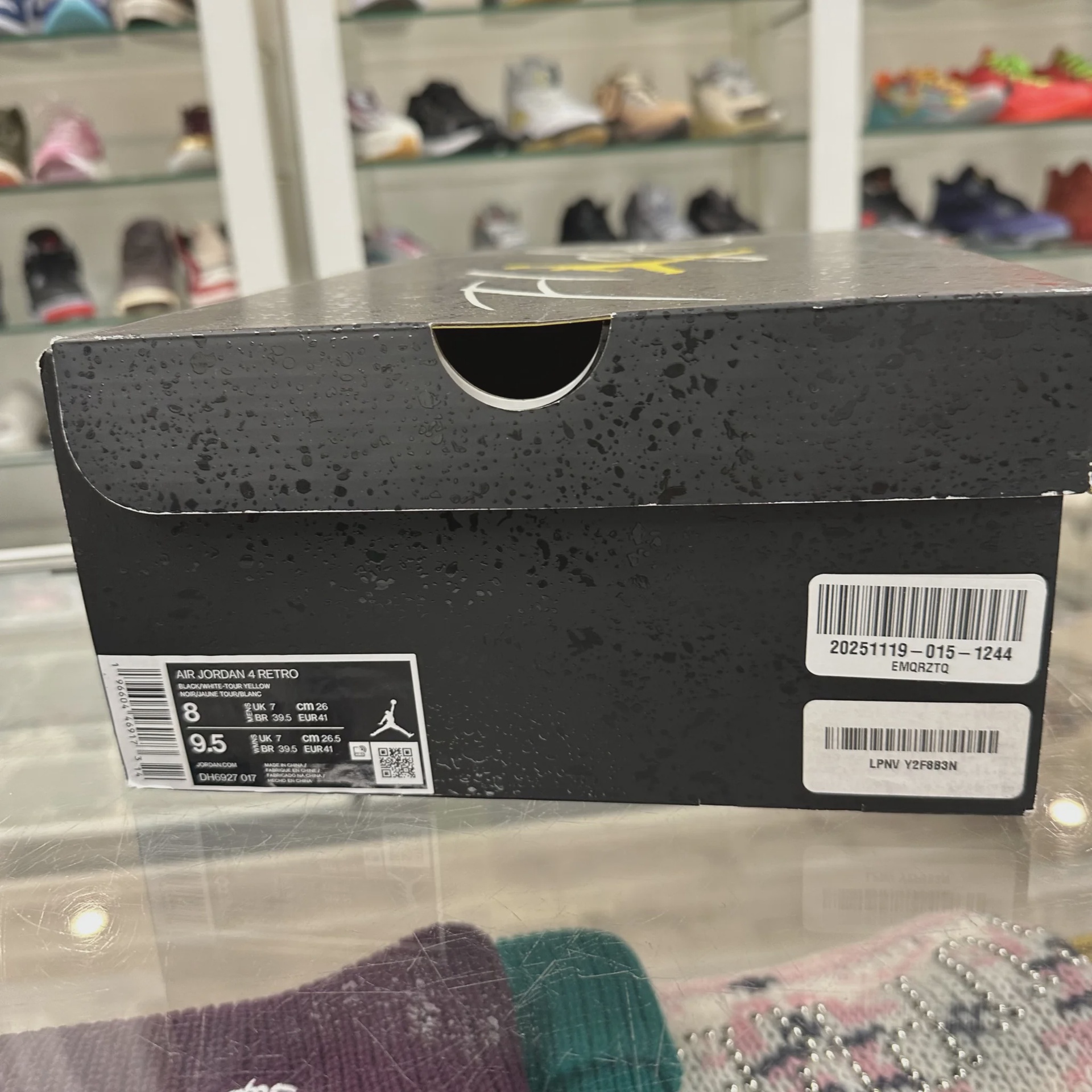 Air Jordan 4 Retro Thunder (2023) • Pre-Owned [8598] - photo 8