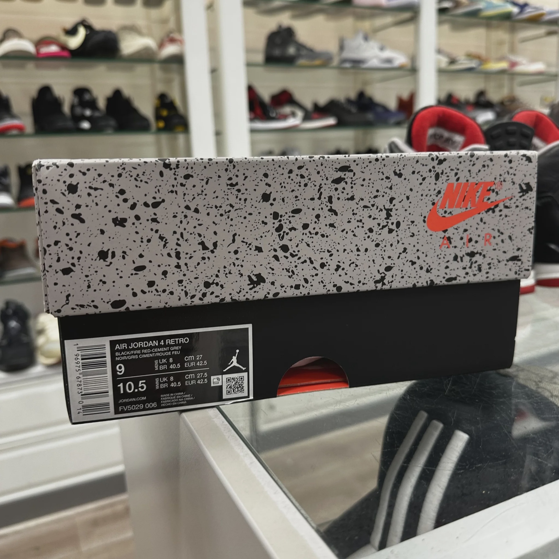 Air Jordan 4 Retro Black Red Reimagined • Pre-Owned [9881] - photo 8