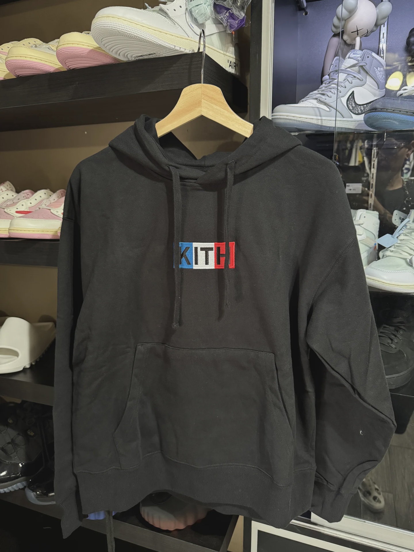Kith Black Hoodie L • Brand New [8401] - photo 1